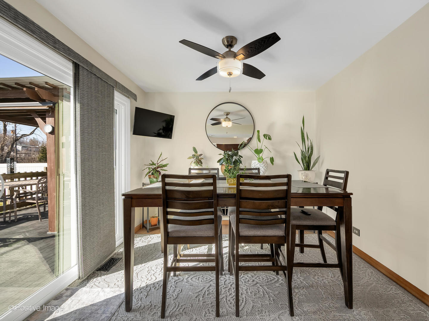 1606 Glen Ellyn Road, Glendale Heights, IL 60139