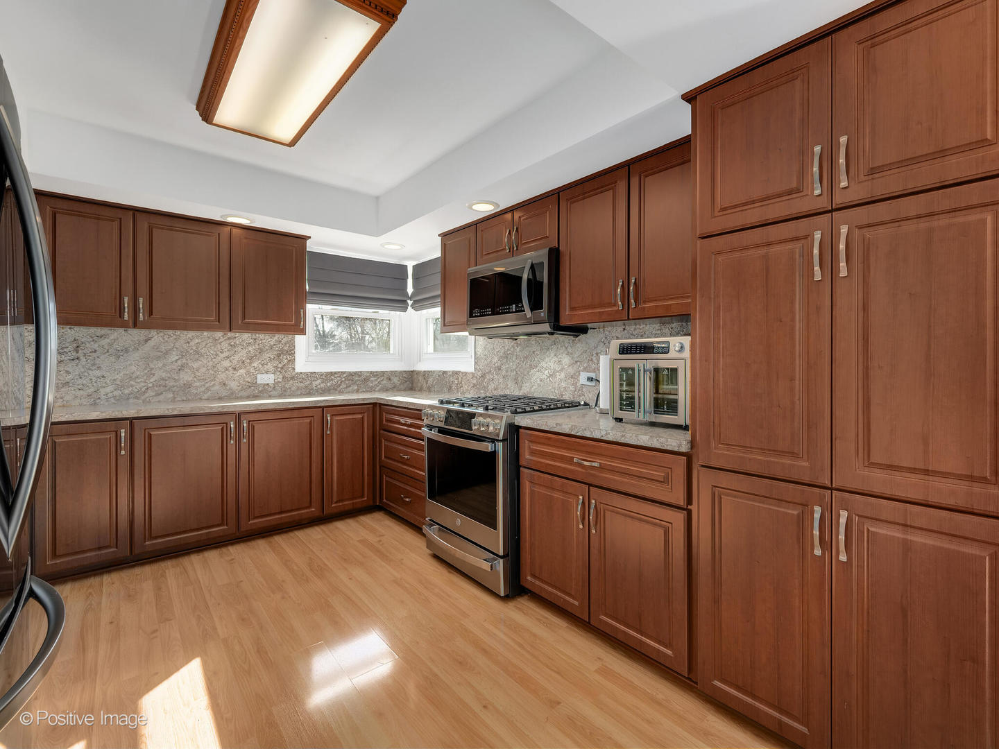 1606 Glen Ellyn Road, Glendale Heights, IL 60139