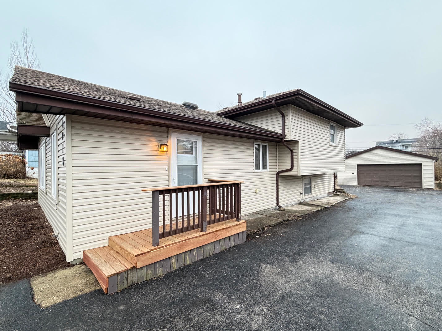 4018 N Cass Avenue, Westmont, IL 60559