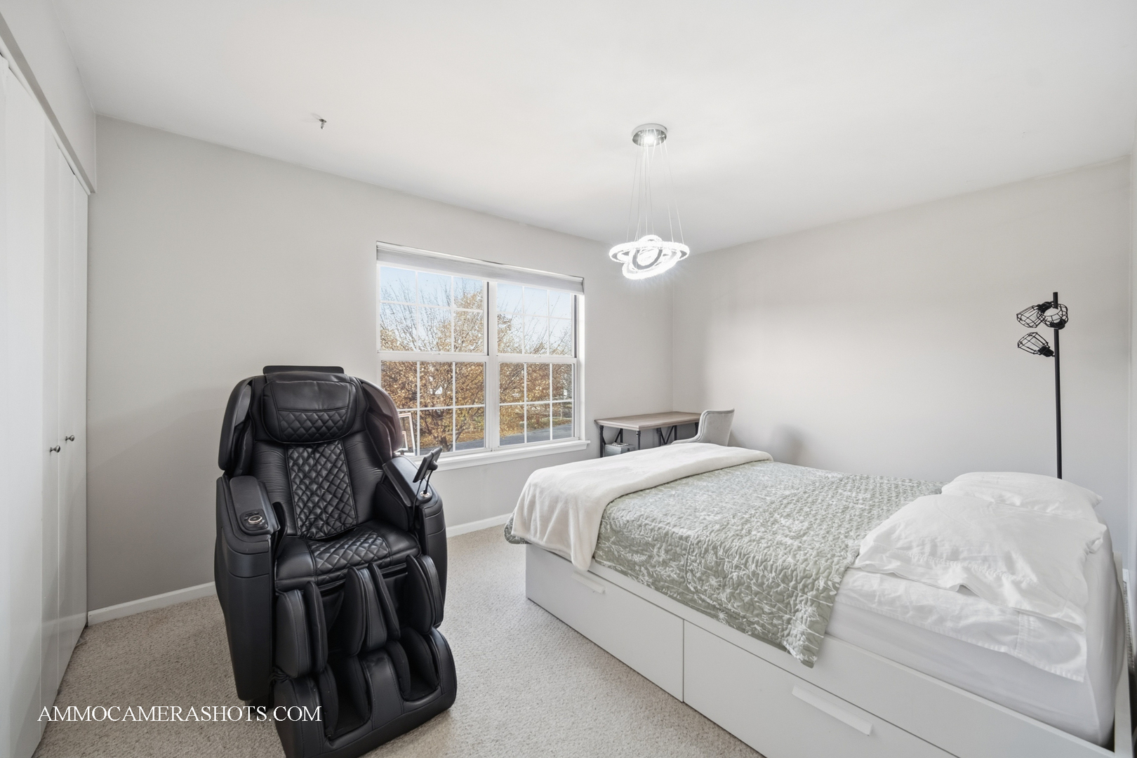 57 Seton Creek Drive, Oswego, IL 60543