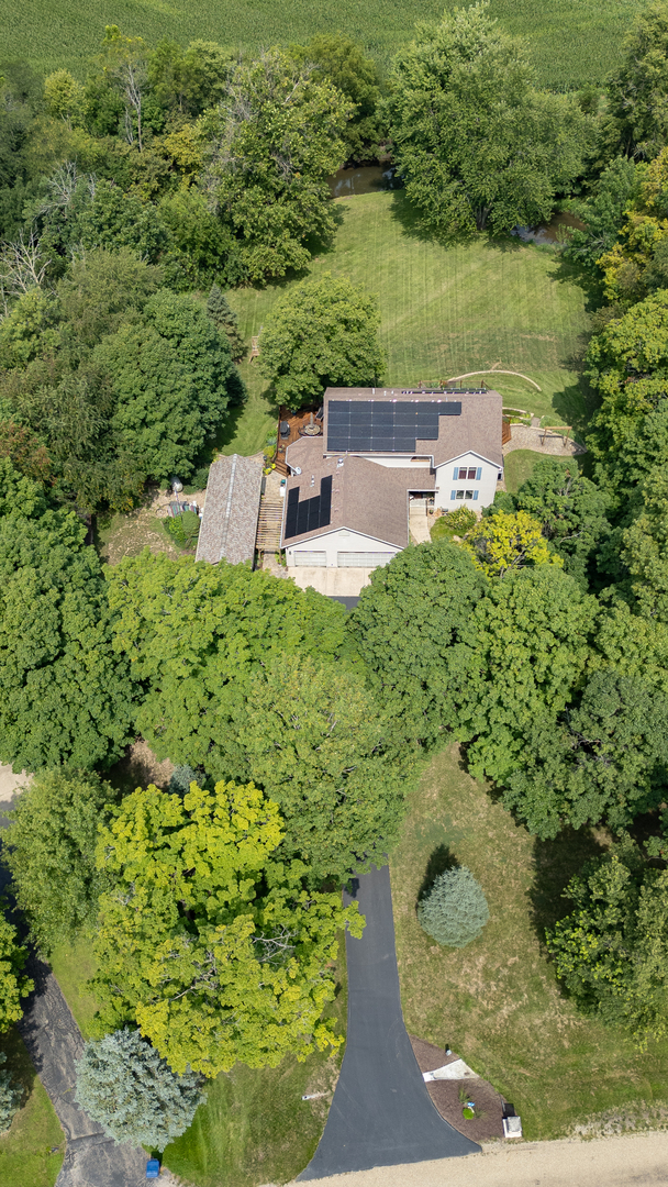 37322 Comanche Drive, Saybrook, IL 61770