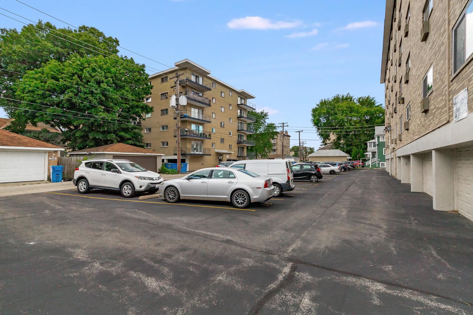 315 Marengo Avenue #3H, Forest Park, IL 60130