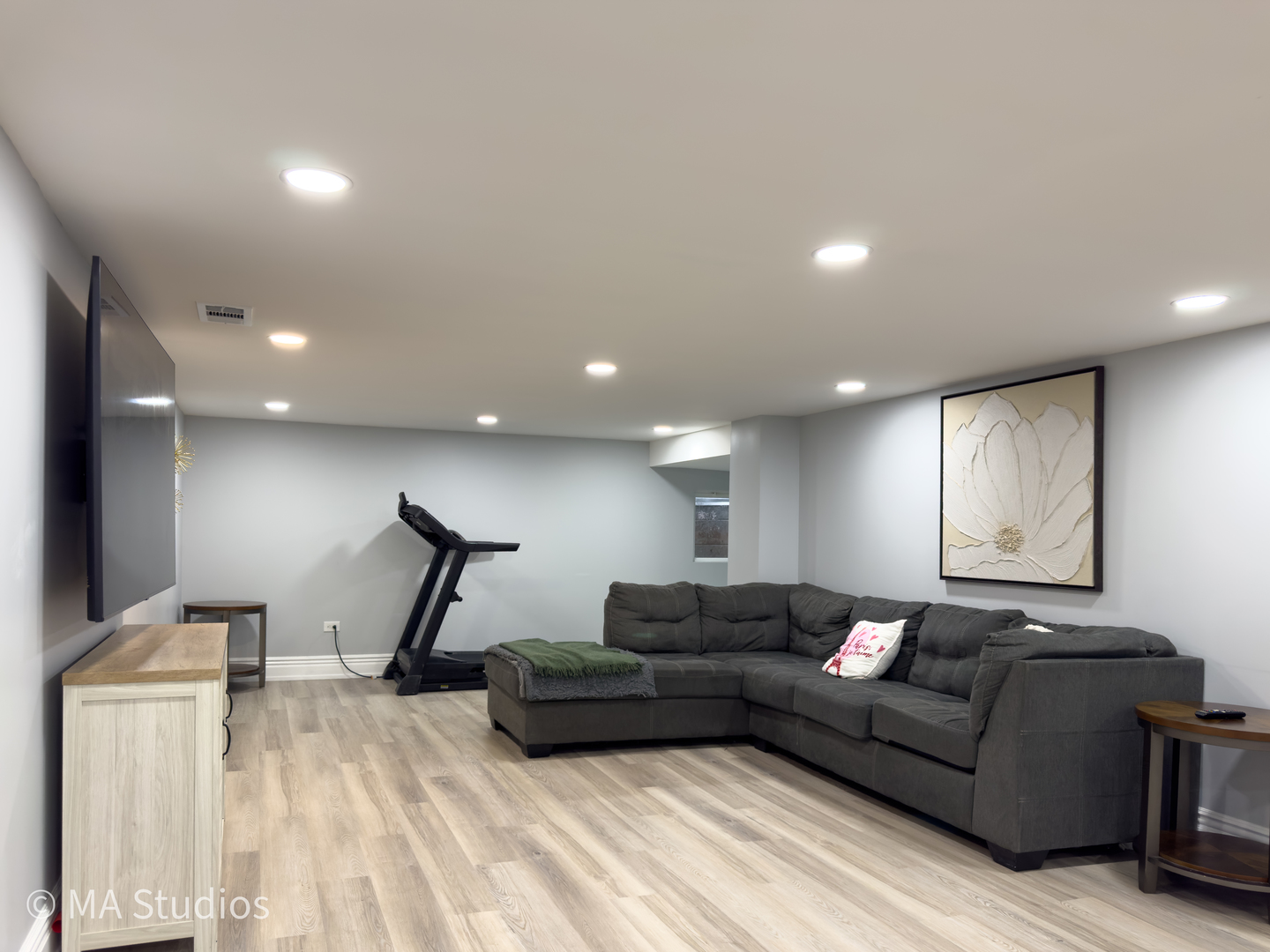 9017 Major Avenue, Morton Grove, IL 60053