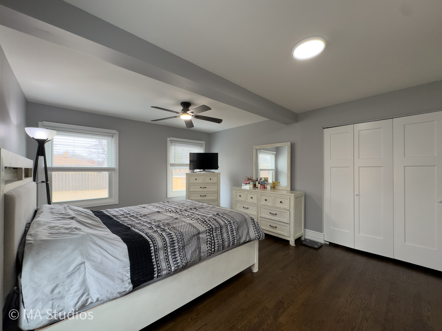 9017 Major Avenue, Morton Grove, IL 60053