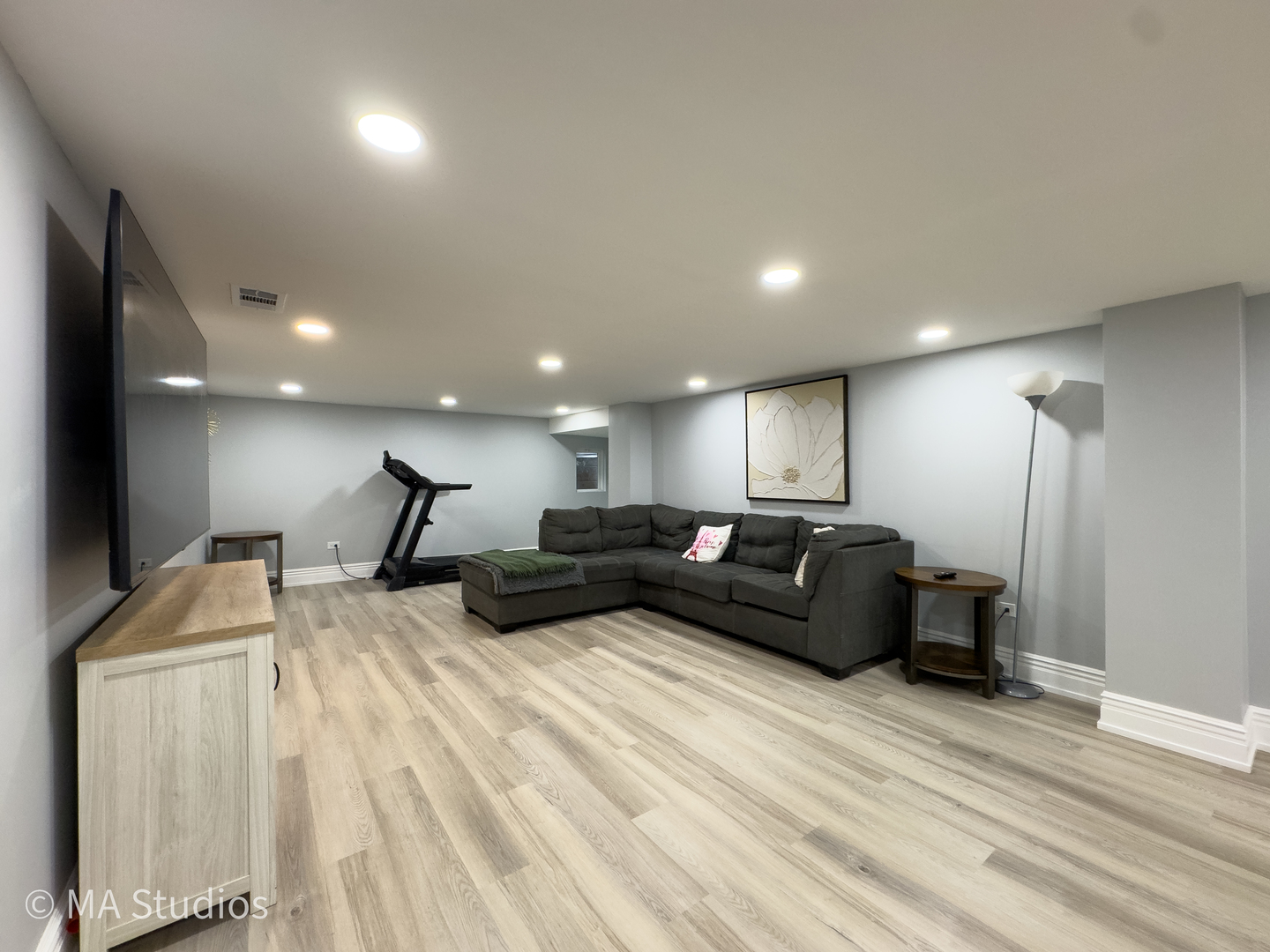 9017 Major Avenue, Morton Grove, IL 60053