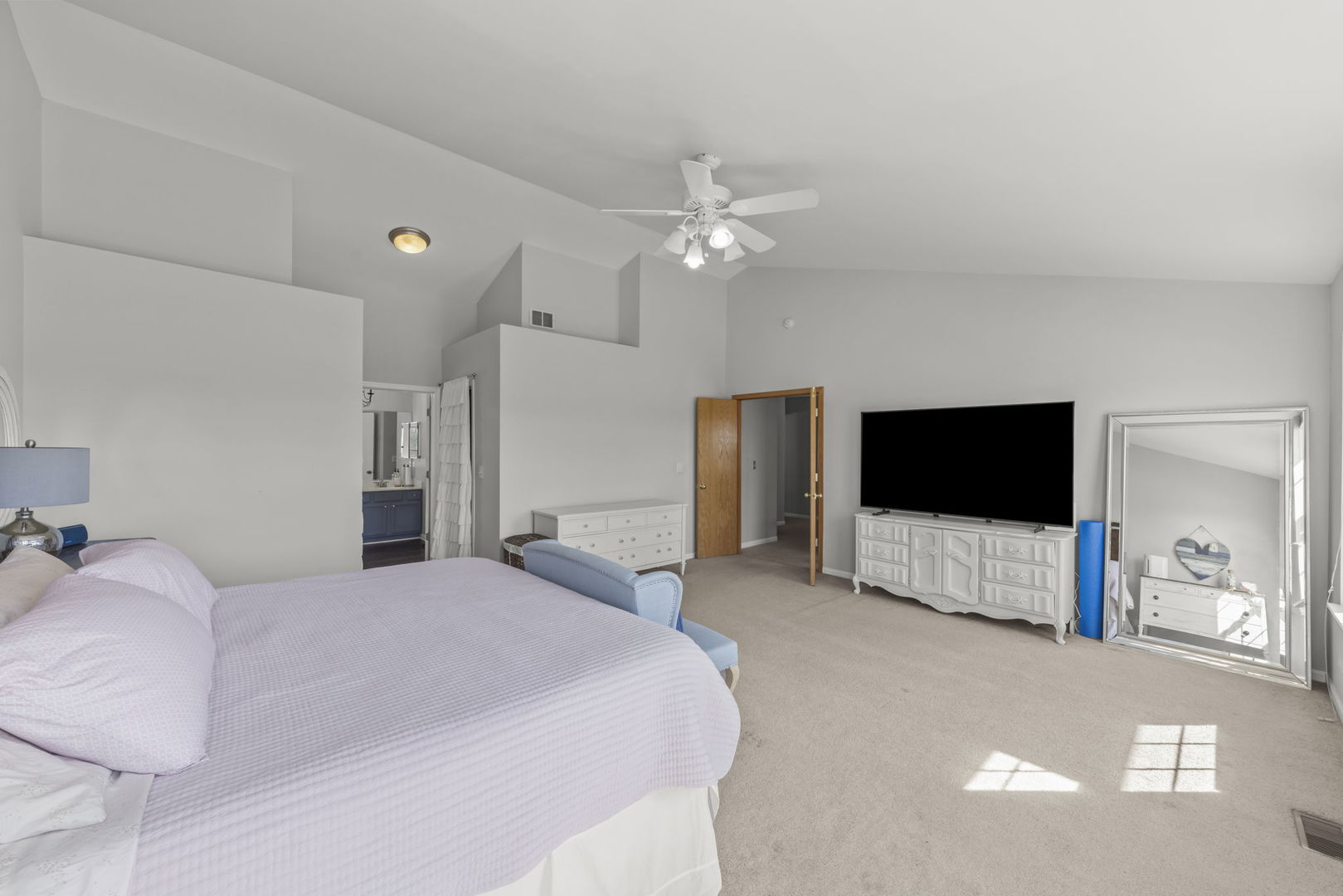 842 Dalton Lane, Bolingbrook, IL 60490