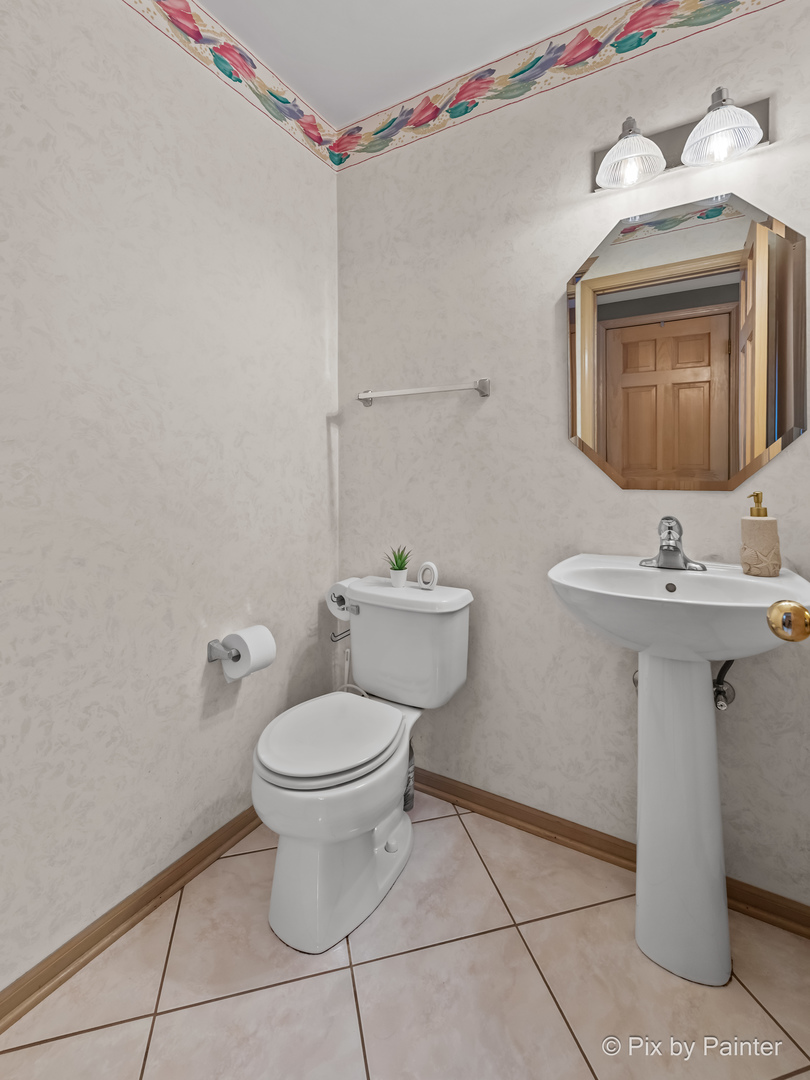 529 Rose Lane, Bartlett, IL 60103