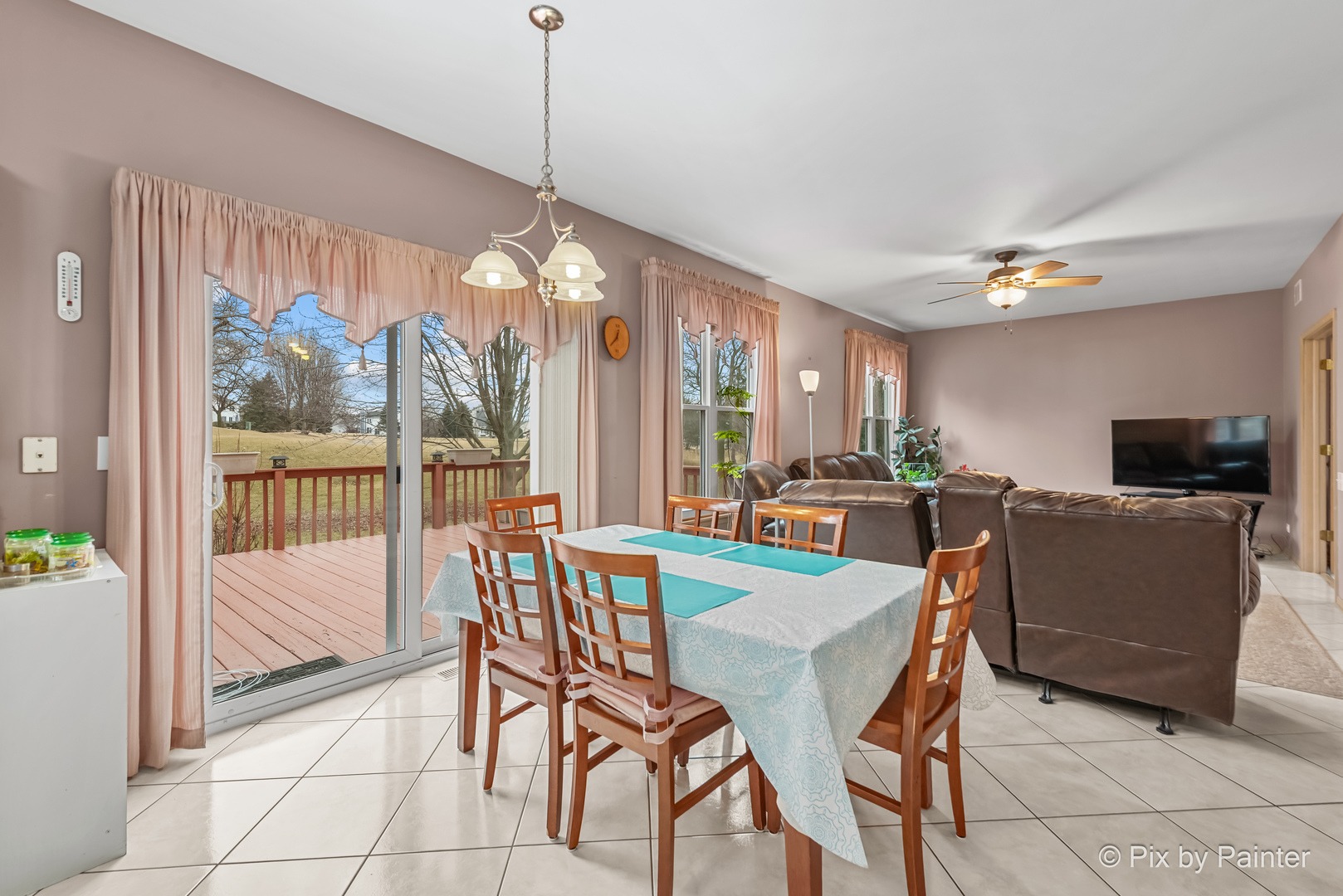 529 Rose Lane, Bartlett, IL 60103