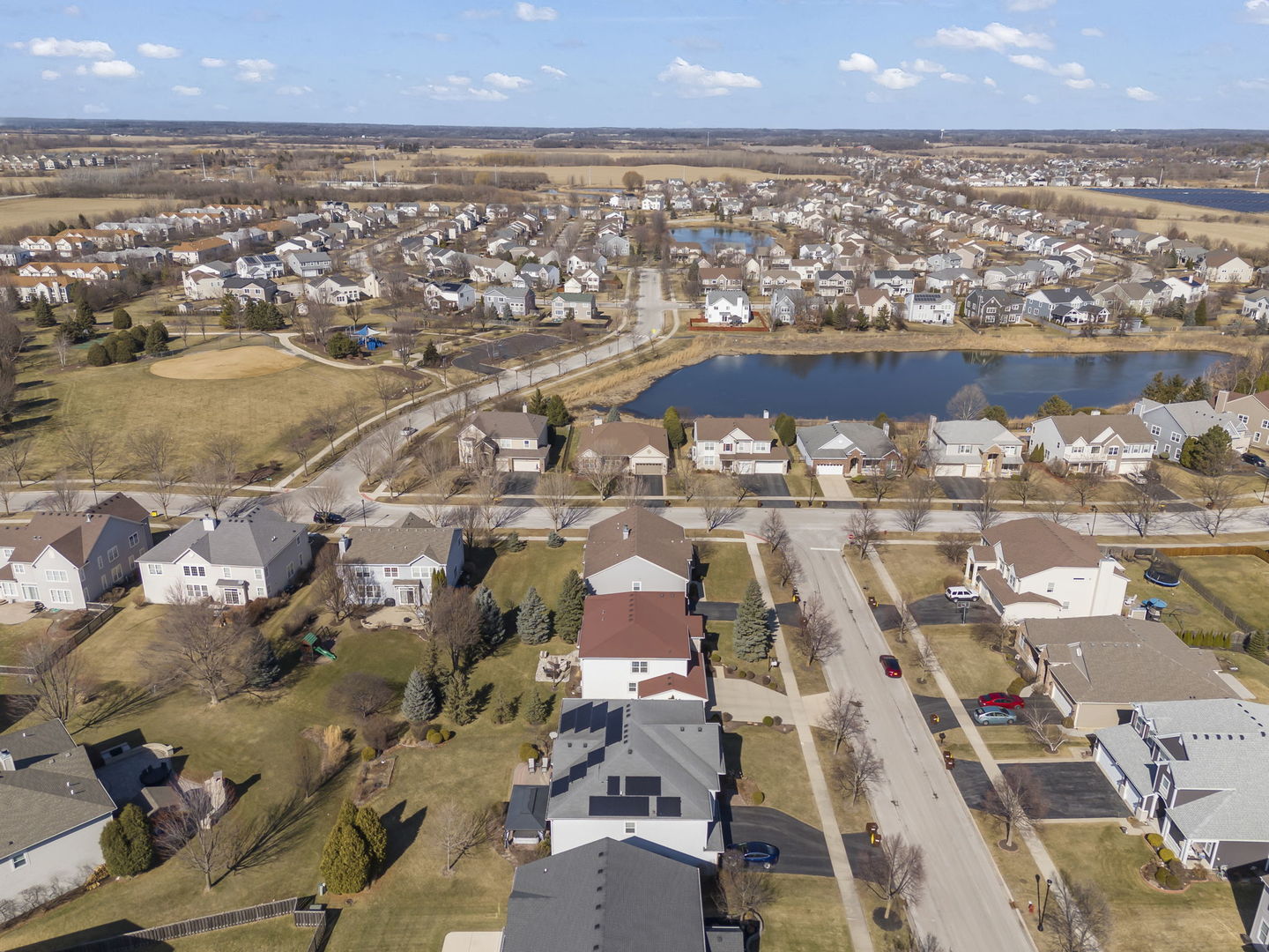 9711 Aberdeen Lane, Huntley, IL 60142