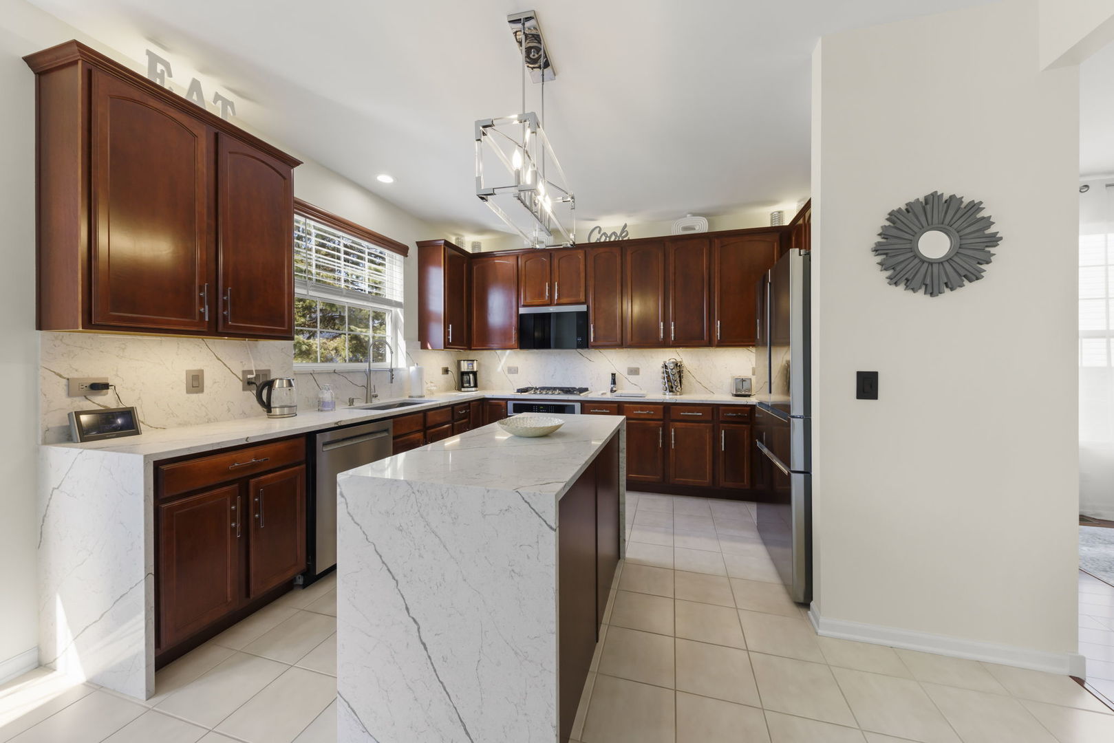 9711 Aberdeen Lane, Huntley, IL 60142