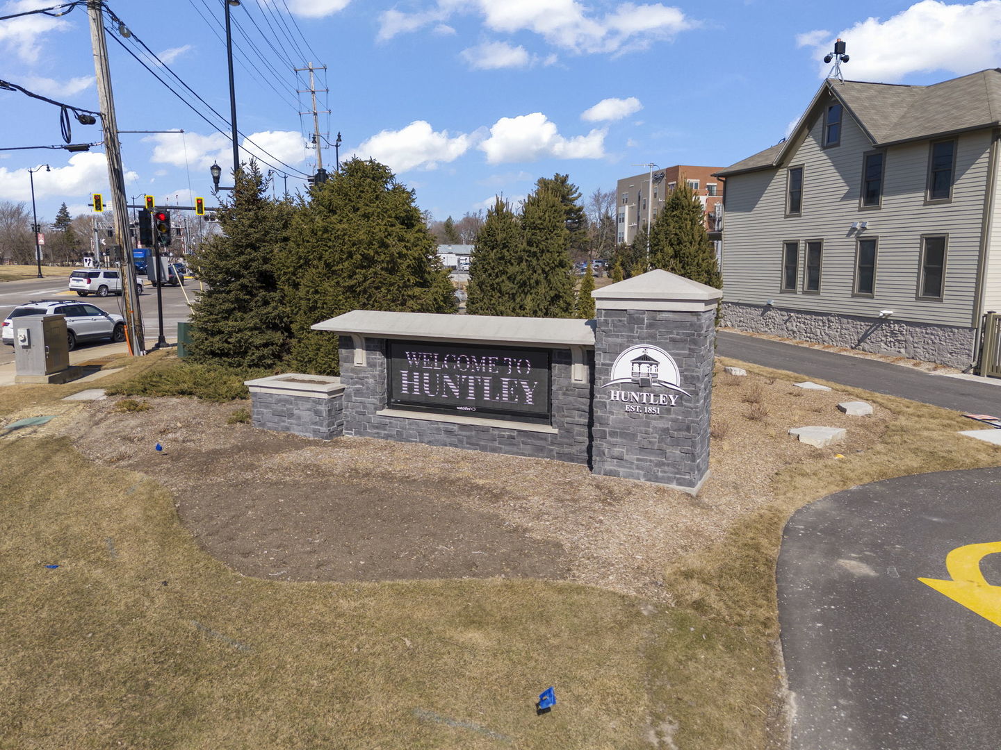 9711 Aberdeen Lane, Huntley, IL 60142