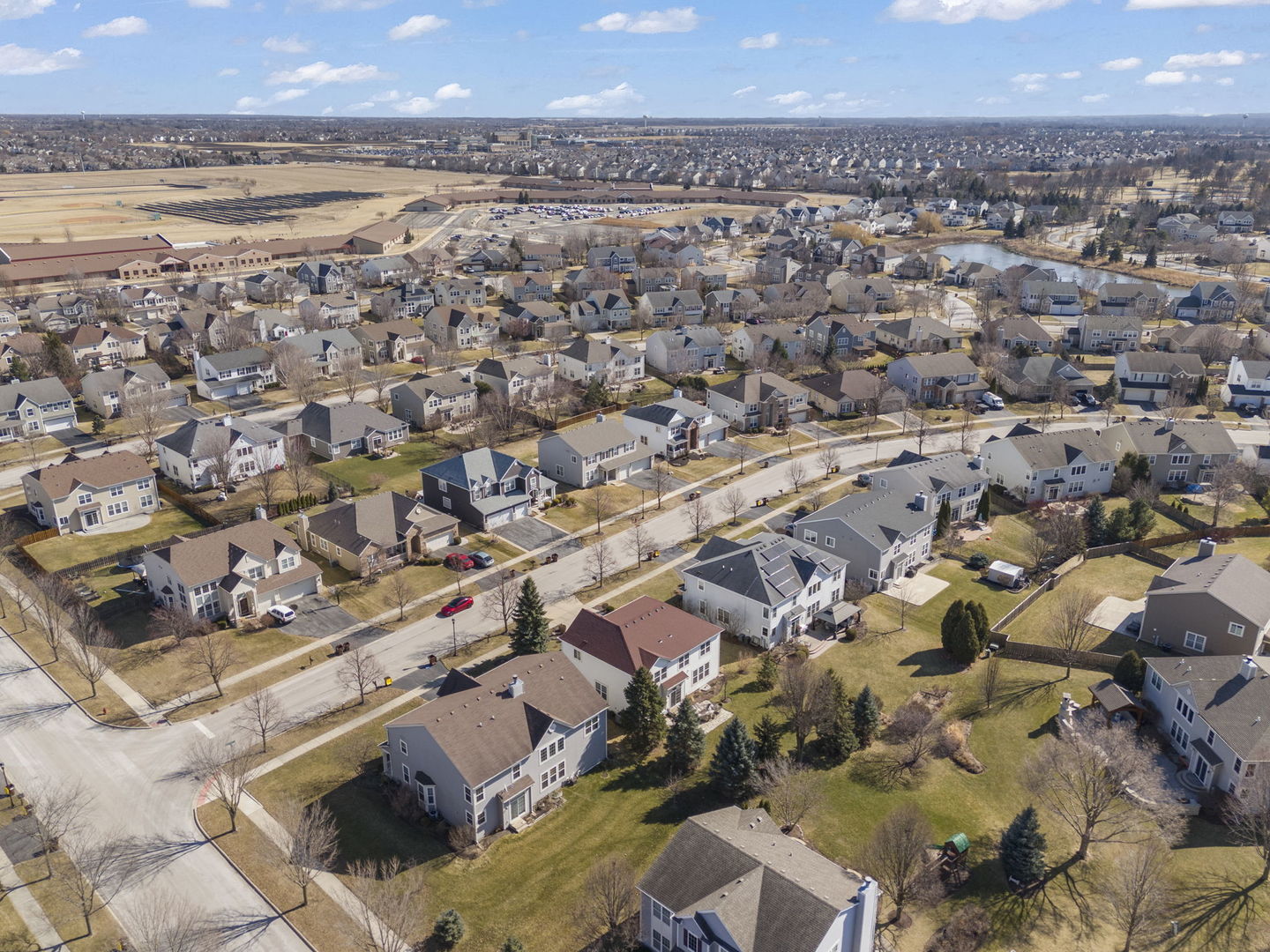 9711 Aberdeen Lane, Huntley, IL 60142