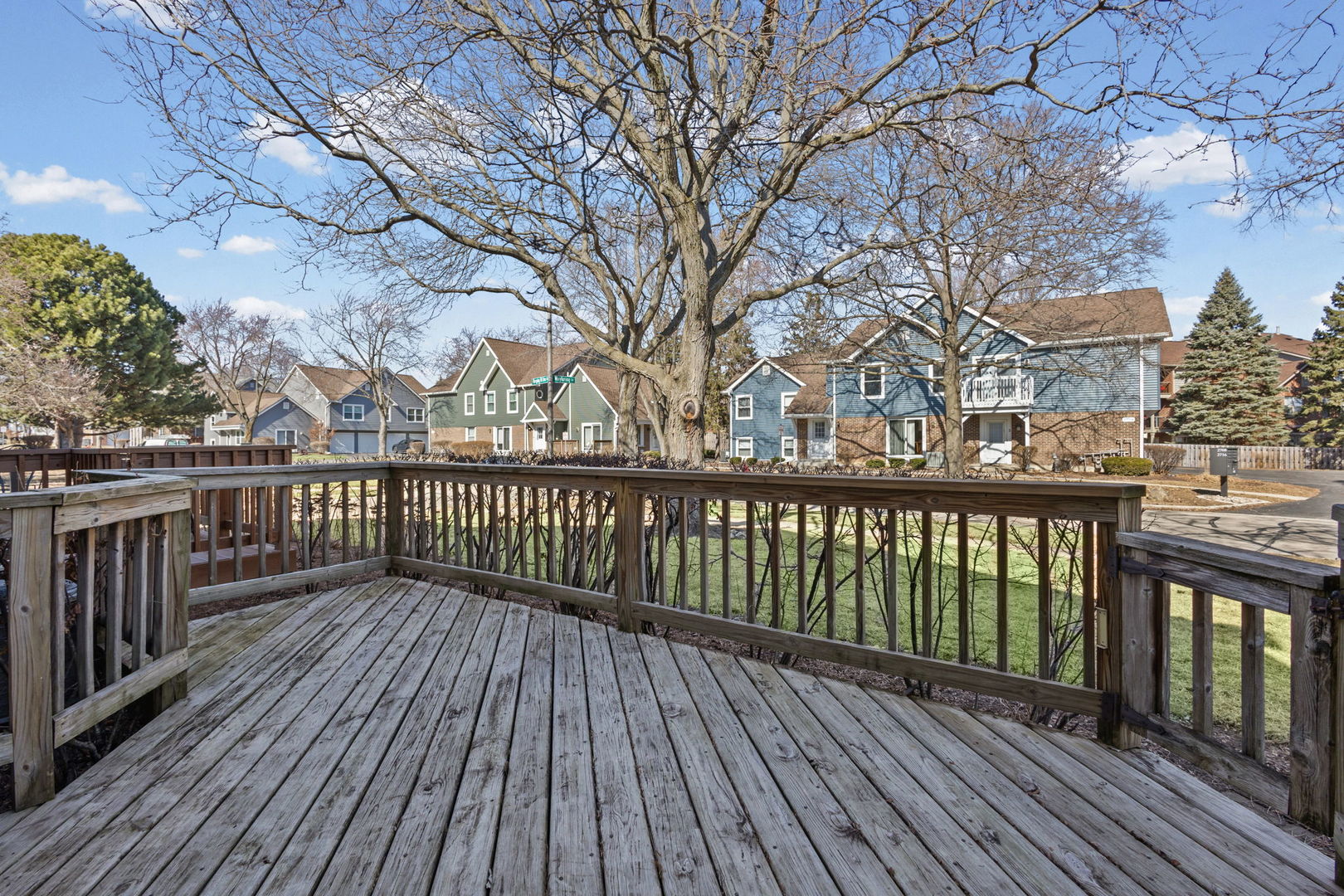 2703 Wayfaring Lane #B, Lisle, IL 60532