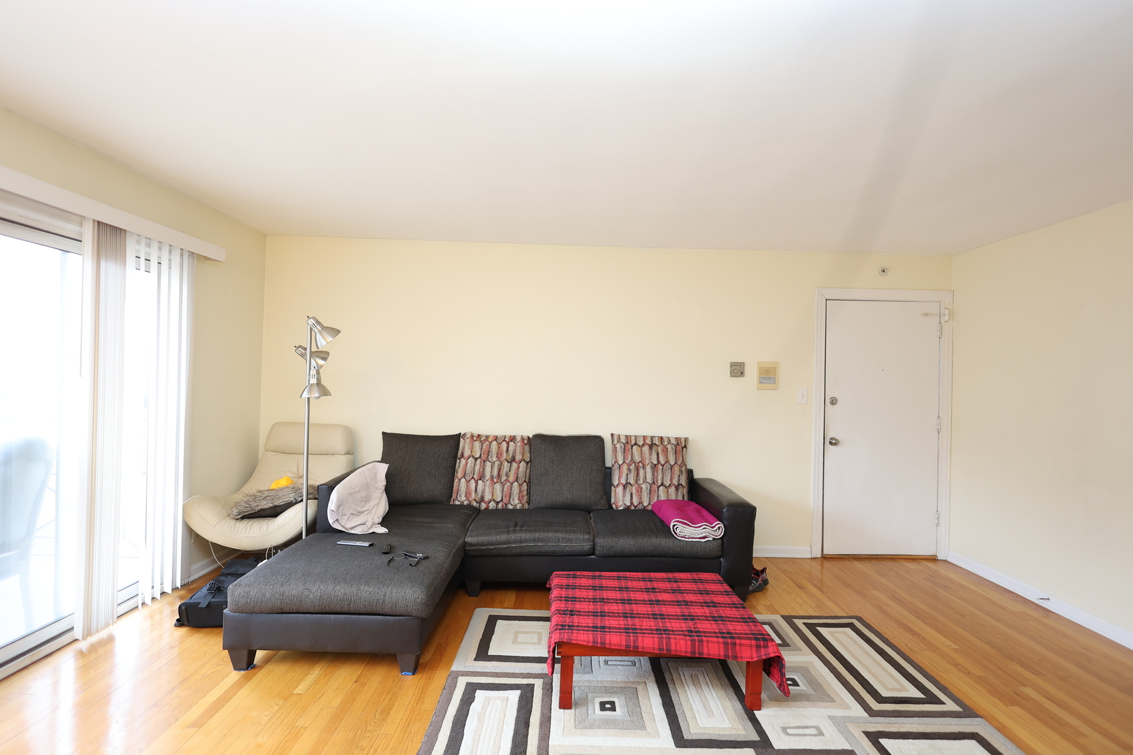 10111 Old Orchard Court #203, Skokie, IL 60076