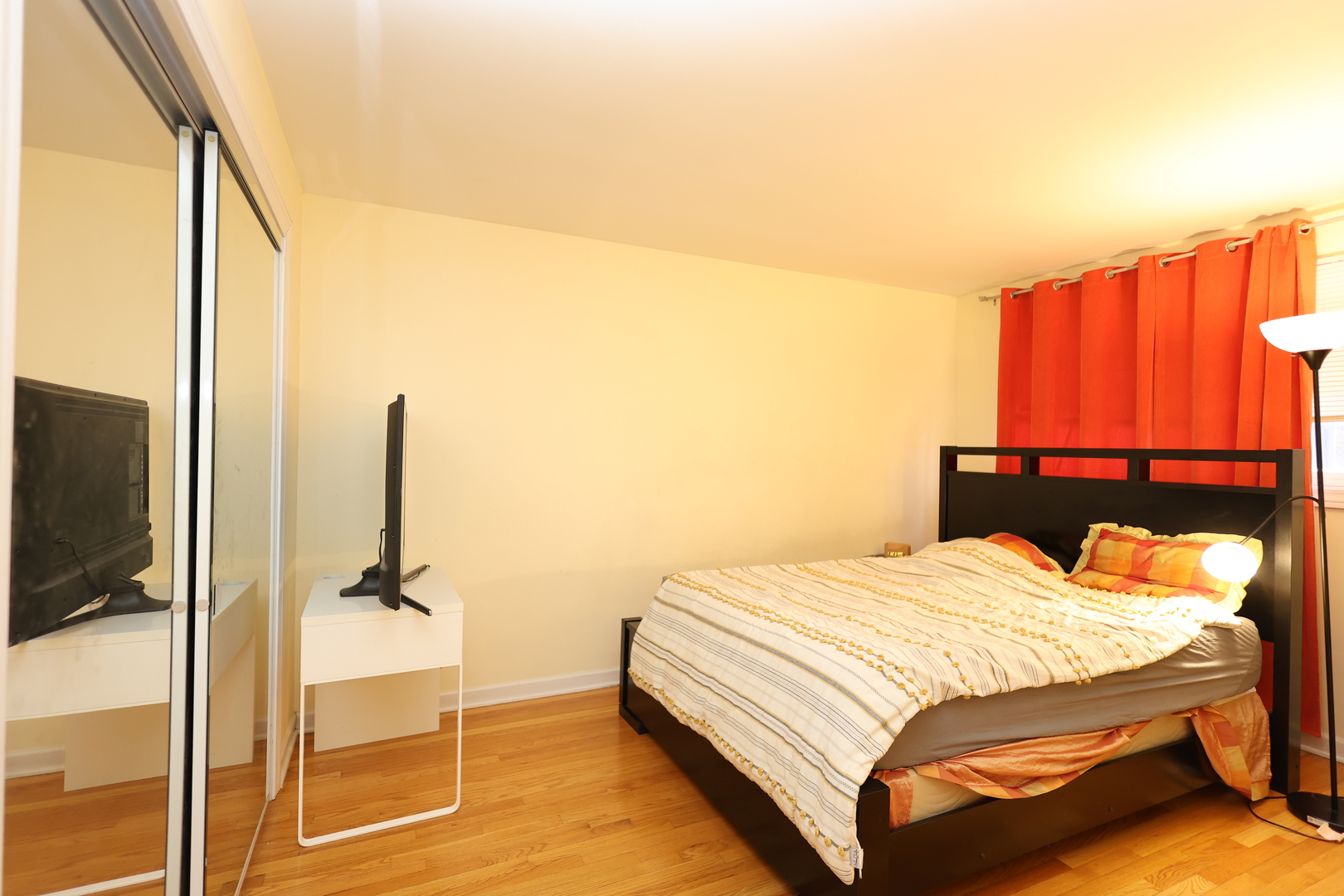 10111 Old Orchard Court #203, Skokie, IL 60076