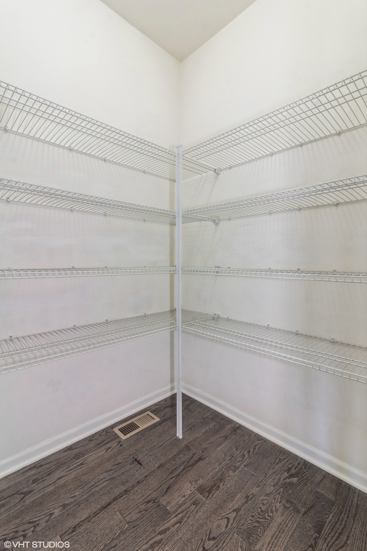 4271 Liberty Street, Aurora, IL 60504