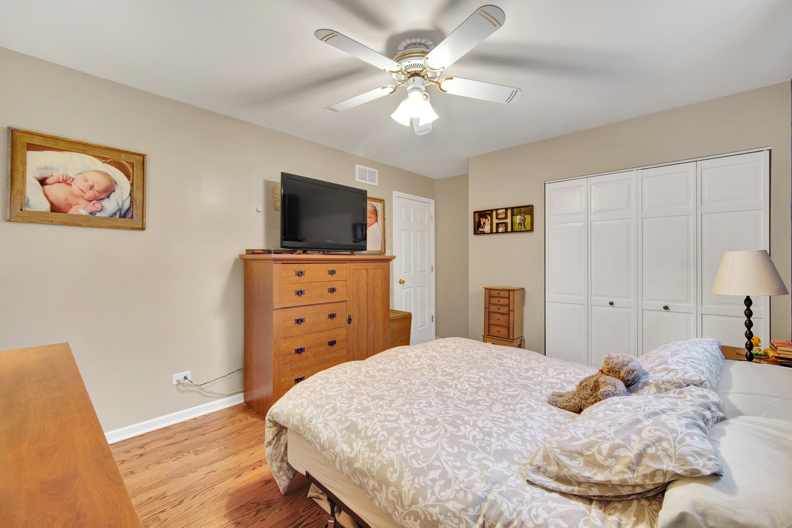 10456 S Stowe Court, Palos Hills, IL 60465