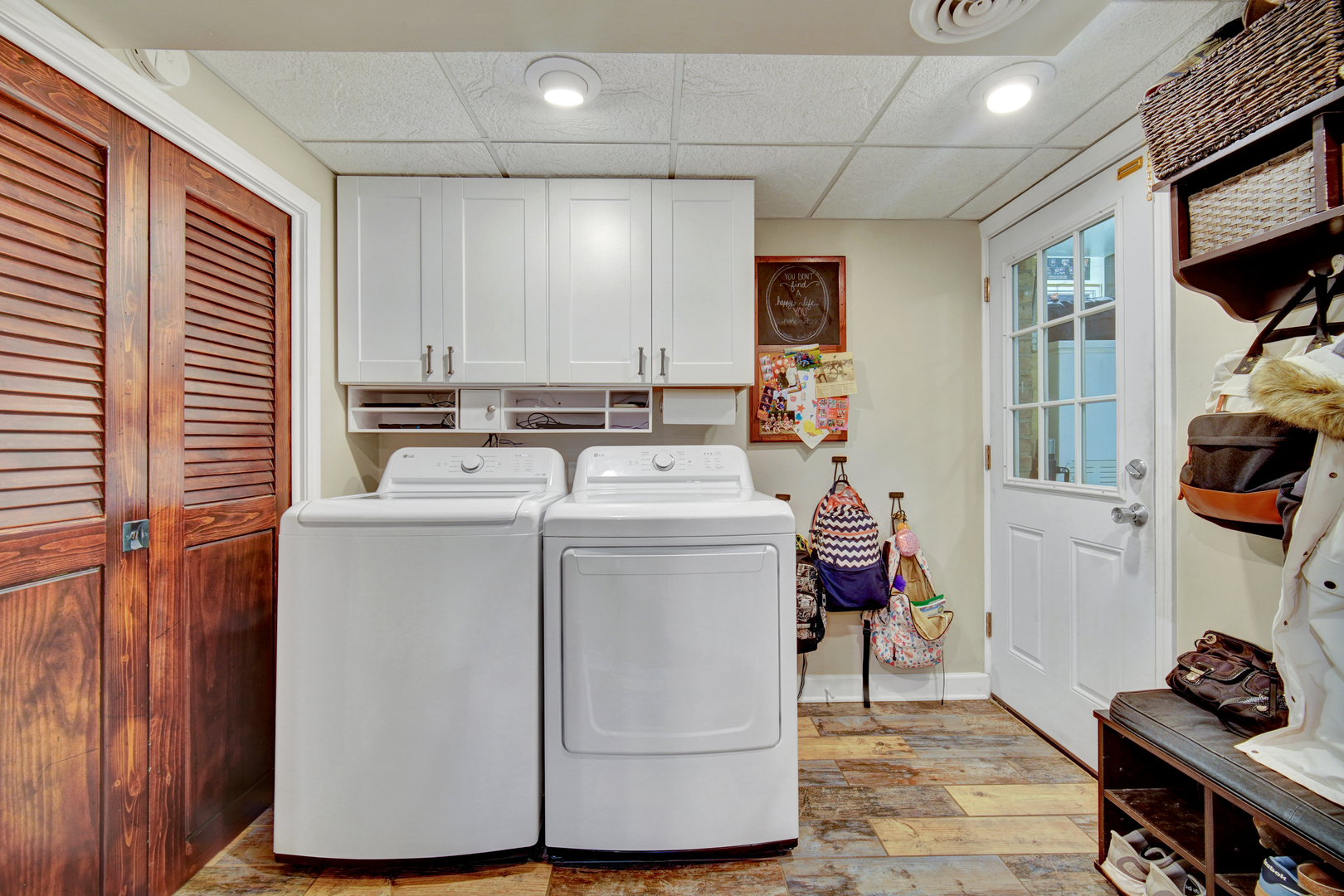 10456 S Stowe Court, Palos Hills, IL 60465