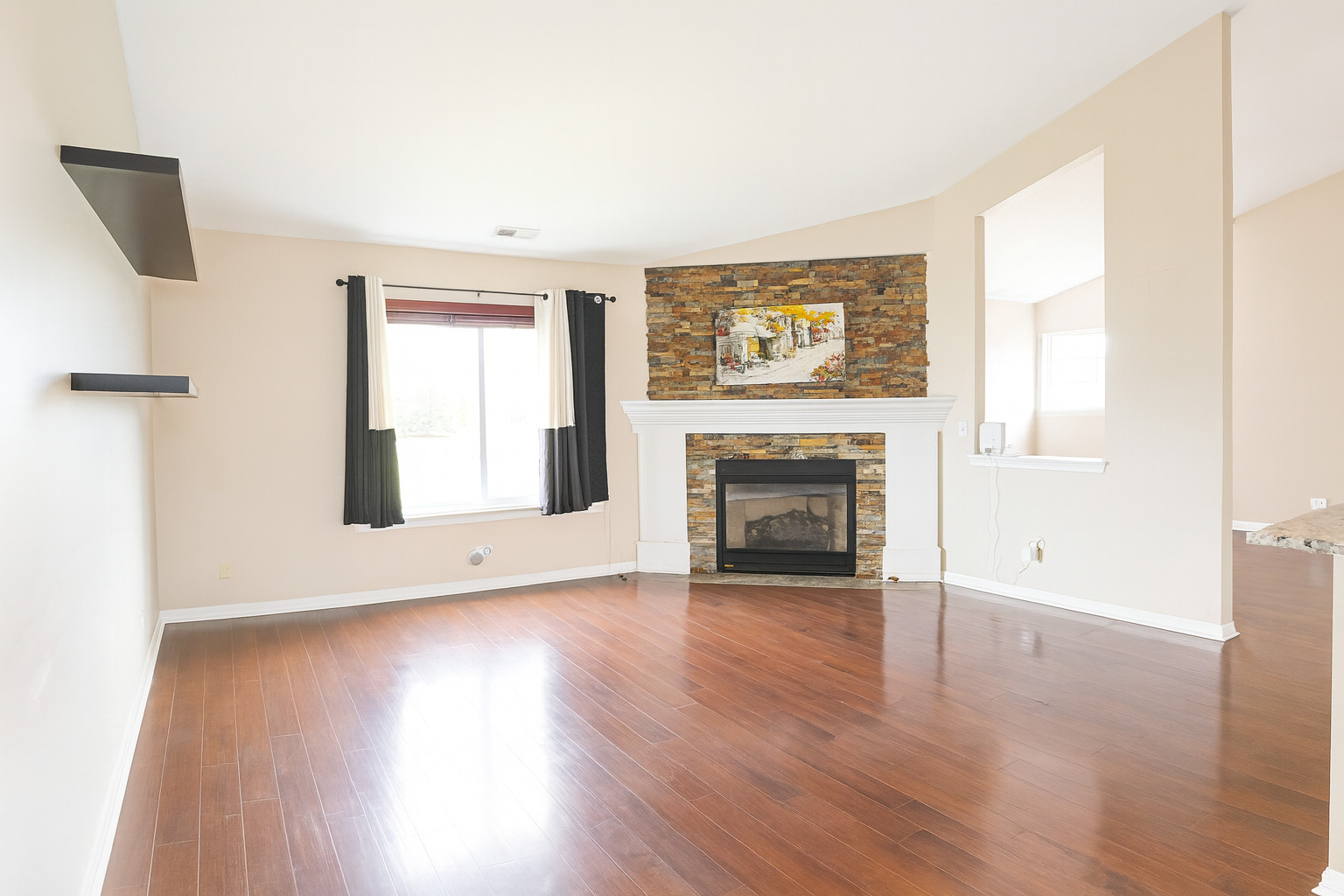 1051 PARKHILL Circle #1051, Aurora, IL 60502