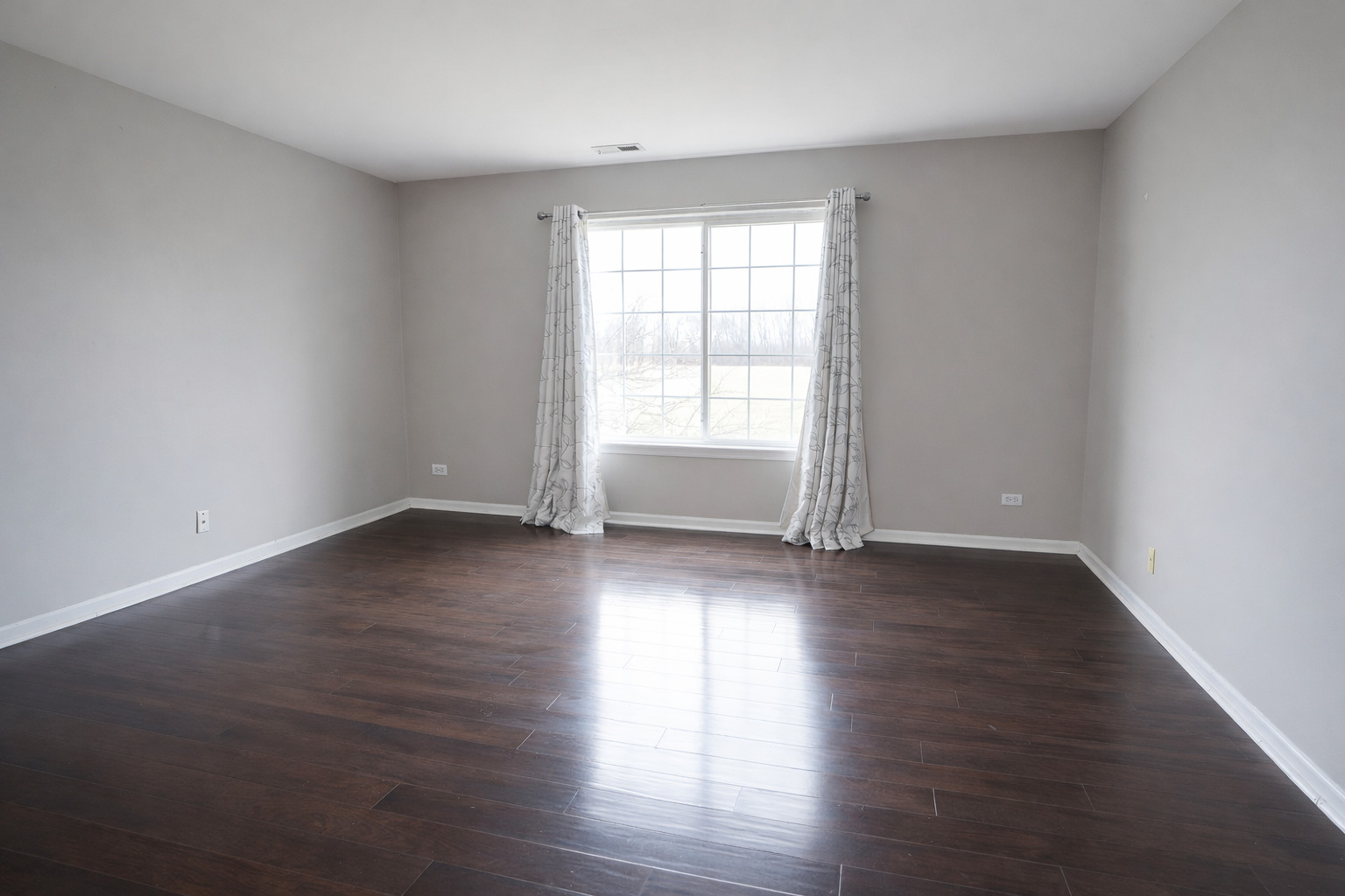 1051 PARKHILL Circle #1051, Aurora, IL 60502