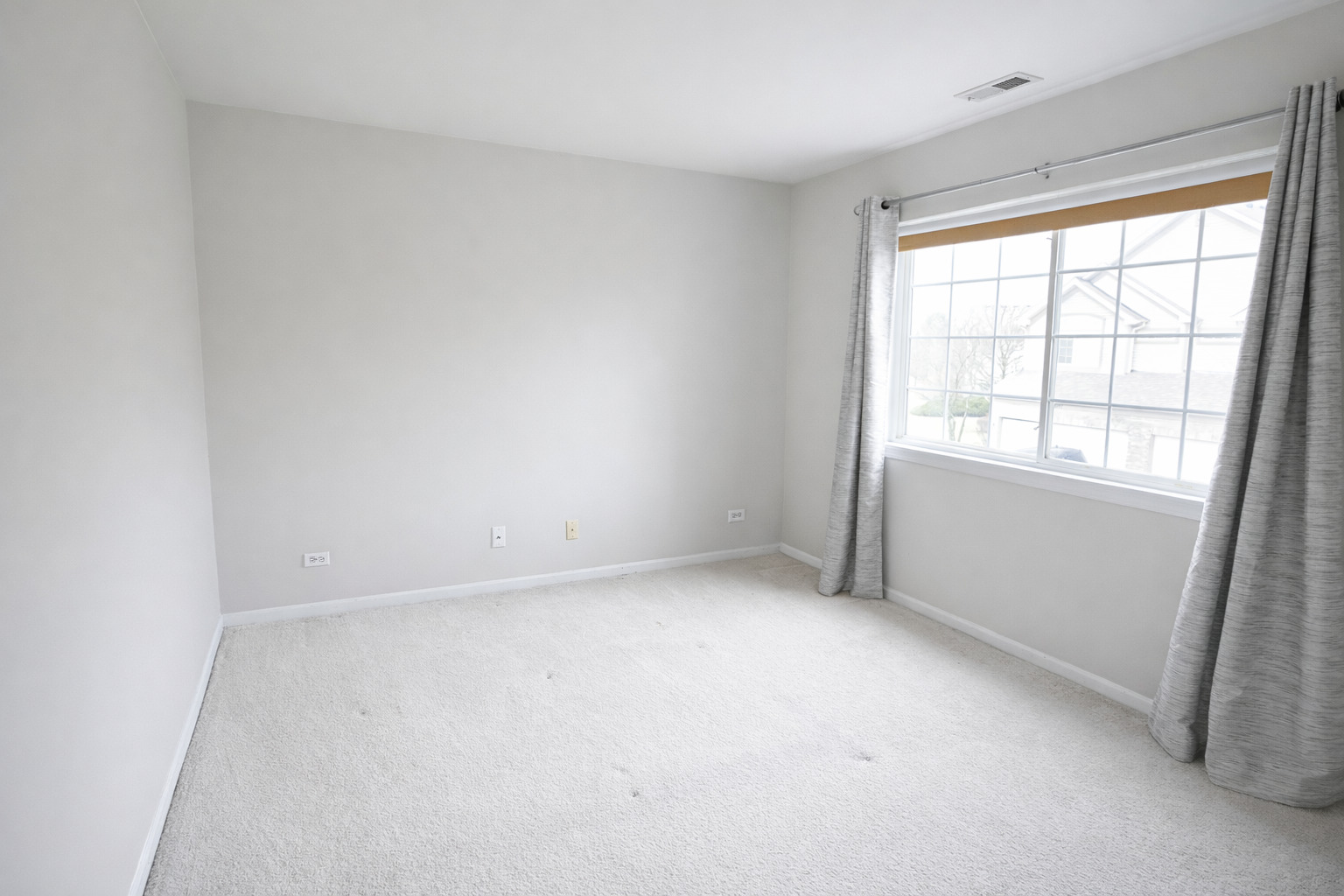 1051 PARKHILL Circle #1051, Aurora, IL 60502