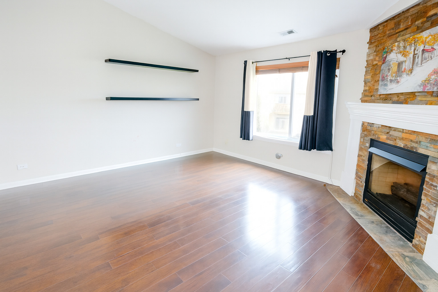 1051 PARKHILL Circle #1051, Aurora, IL 60502