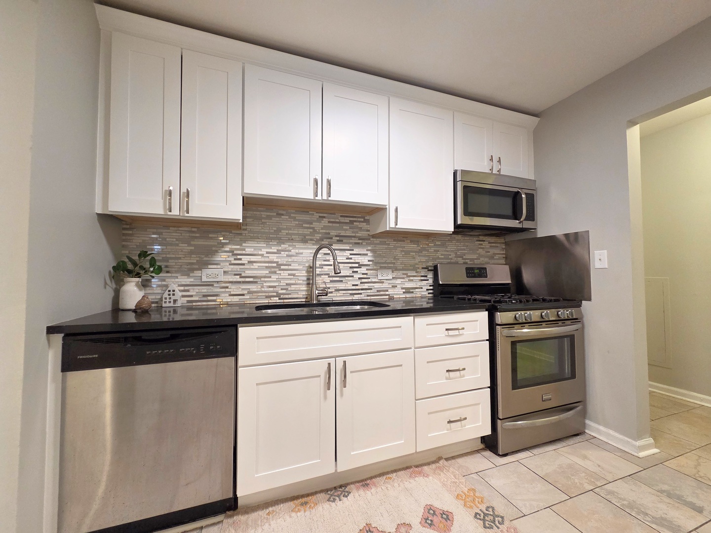 5001 Carriageway Drive #116, Rolling Meadows, IL 60008