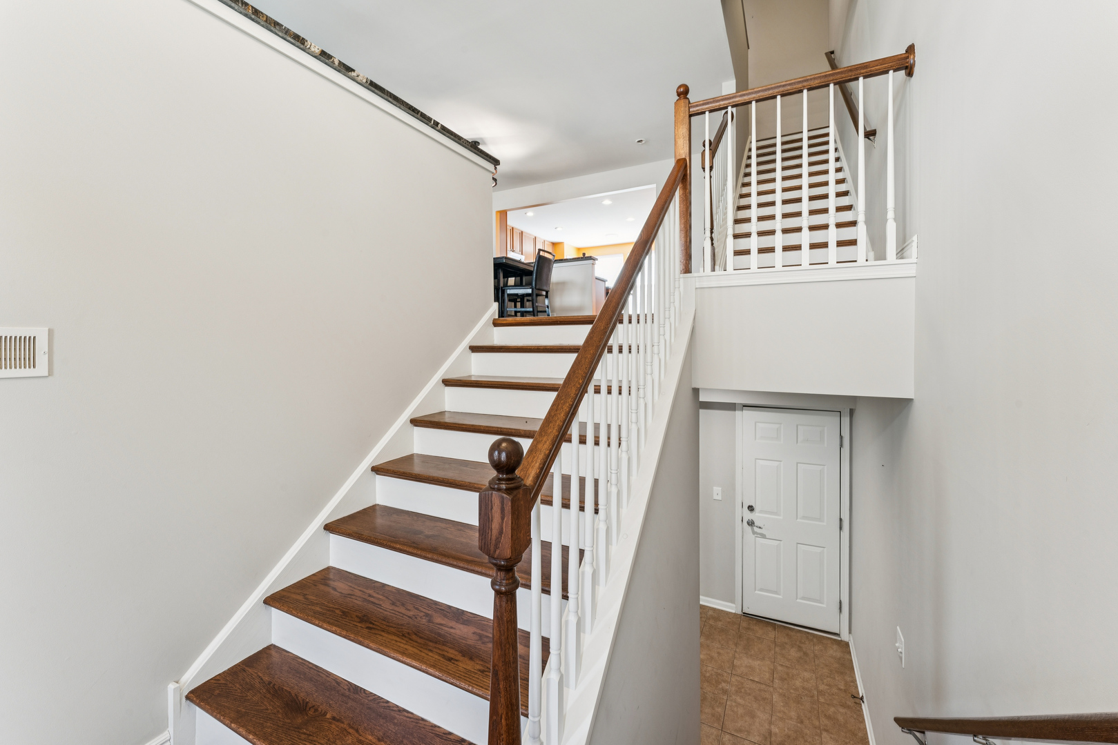 464 Valentine Way, Oswego, IL 60543