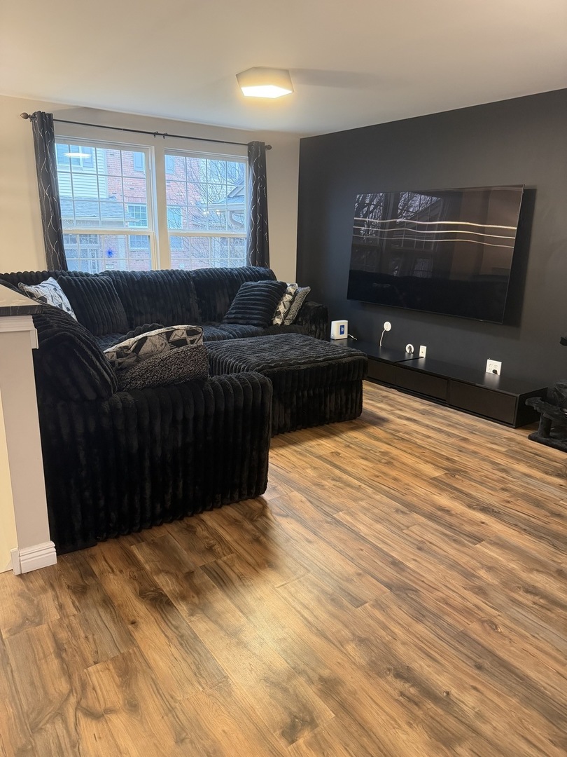 464 Valentine Way, Oswego, IL 60543