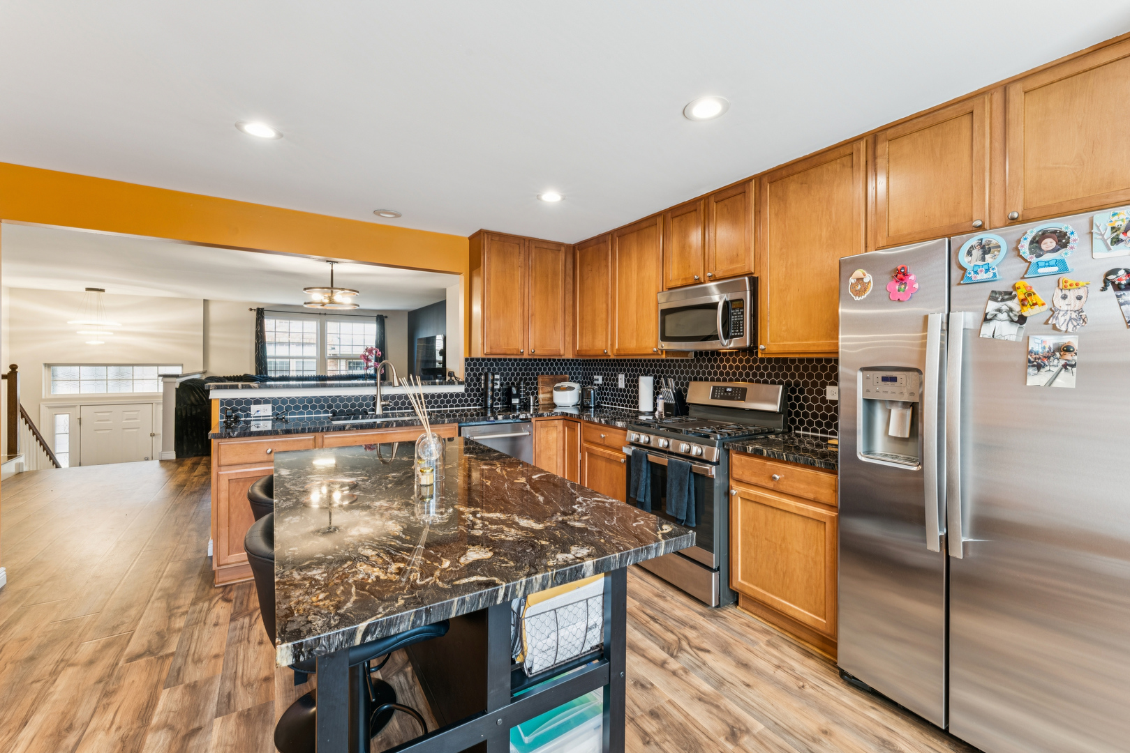 464 Valentine Way, Oswego, IL 60543