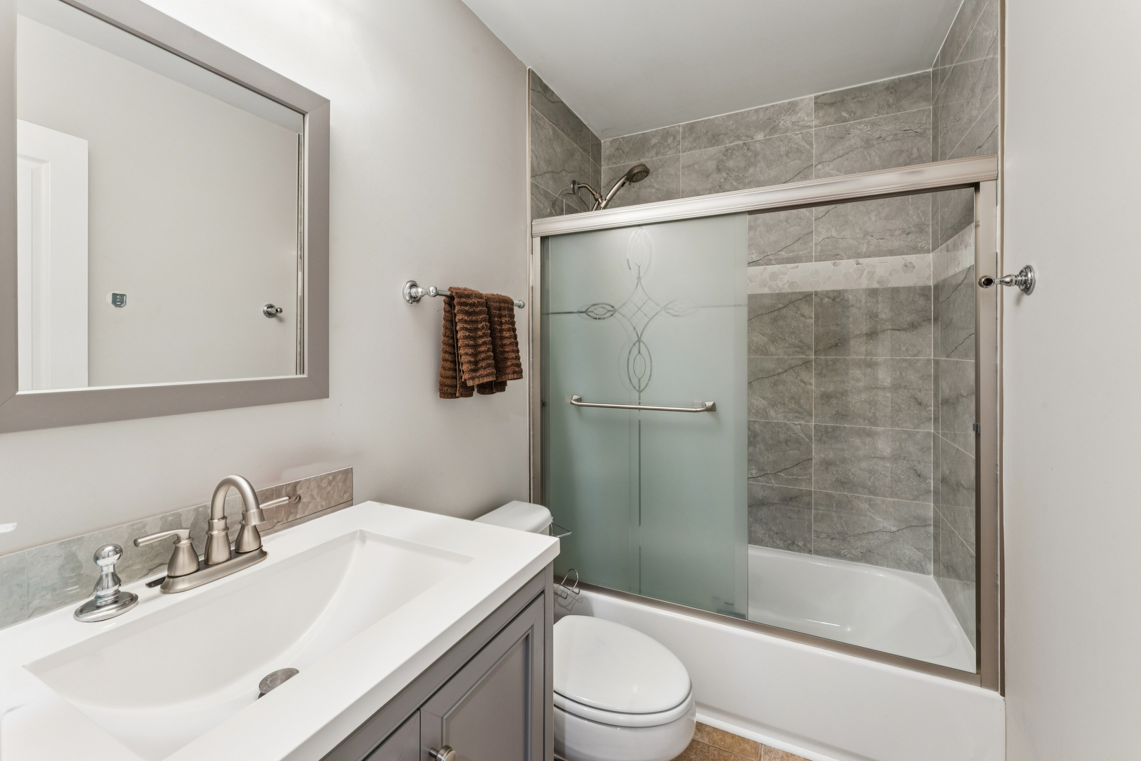 464 Valentine Way, Oswego, IL 60543