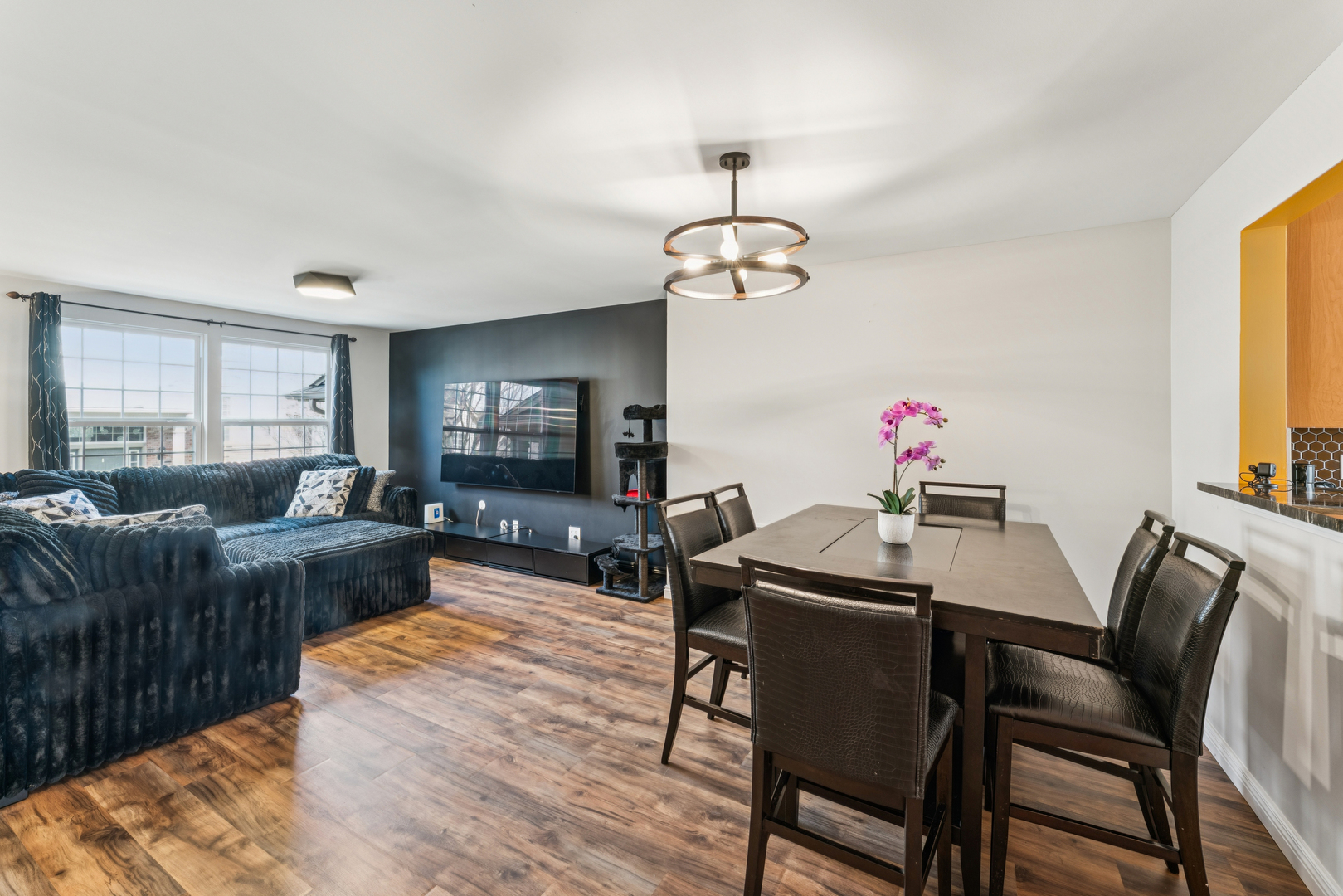 464 Valentine Way, Oswego, IL 60543