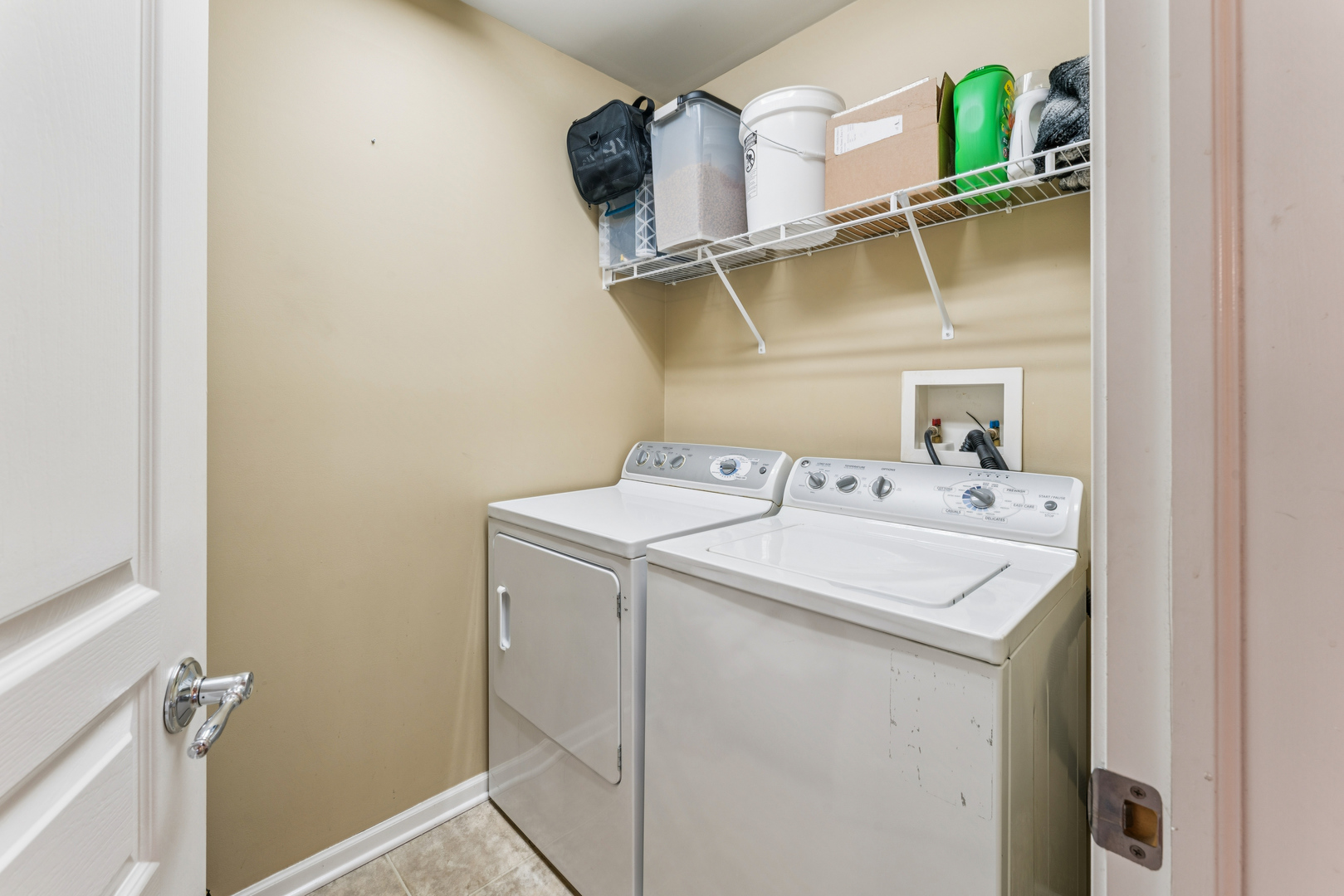 464 Valentine Way, Oswego, IL 60543