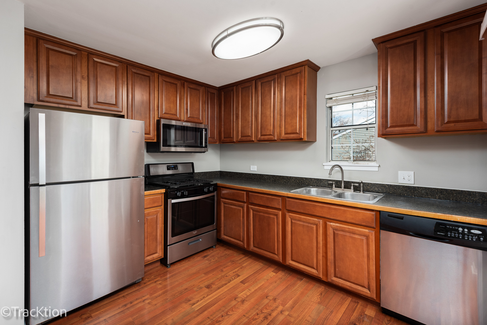 549 E Shag Bark Lane #E, Streamwood, IL 60107