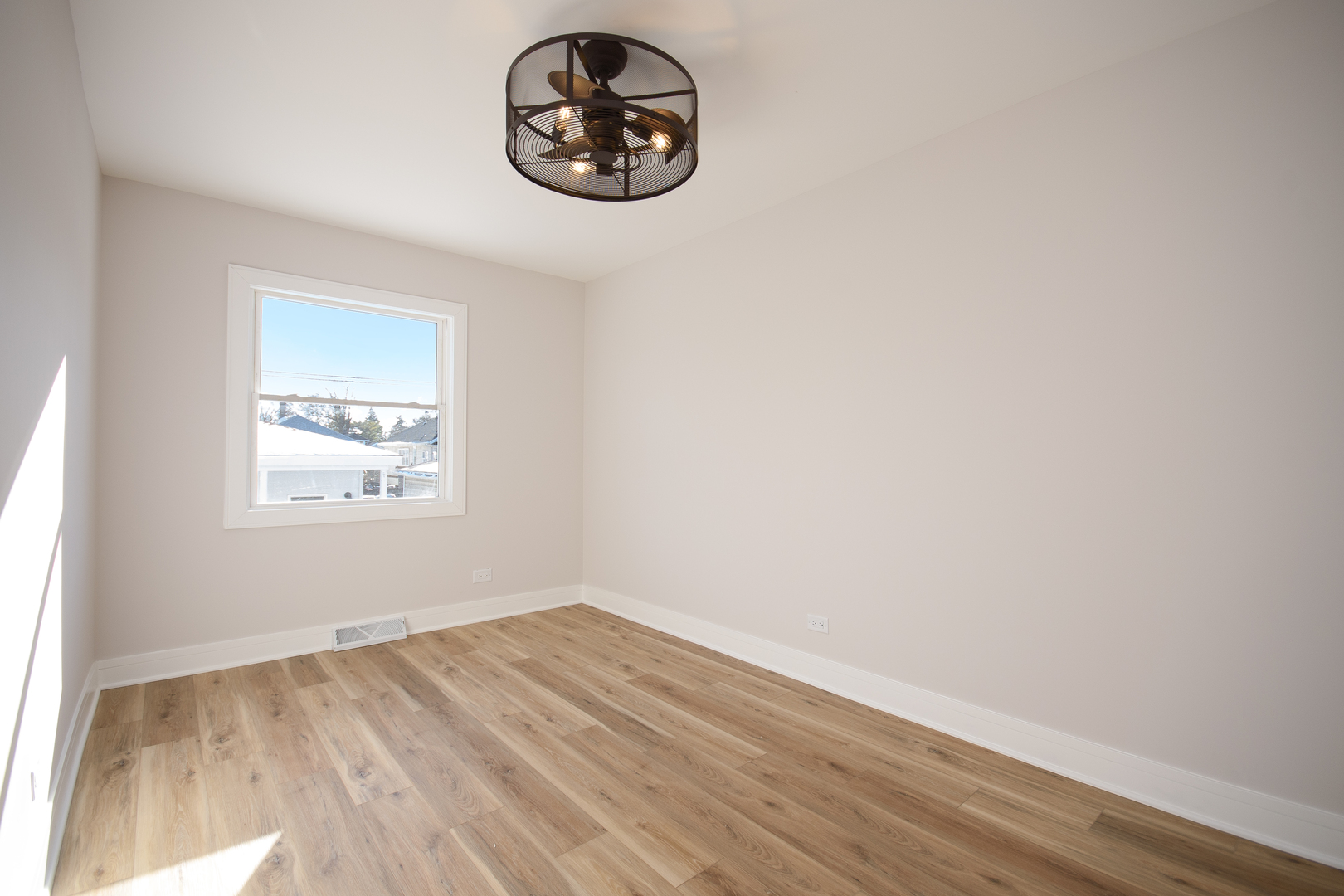 1005 W 103rd Street, Chicago, IL 60643