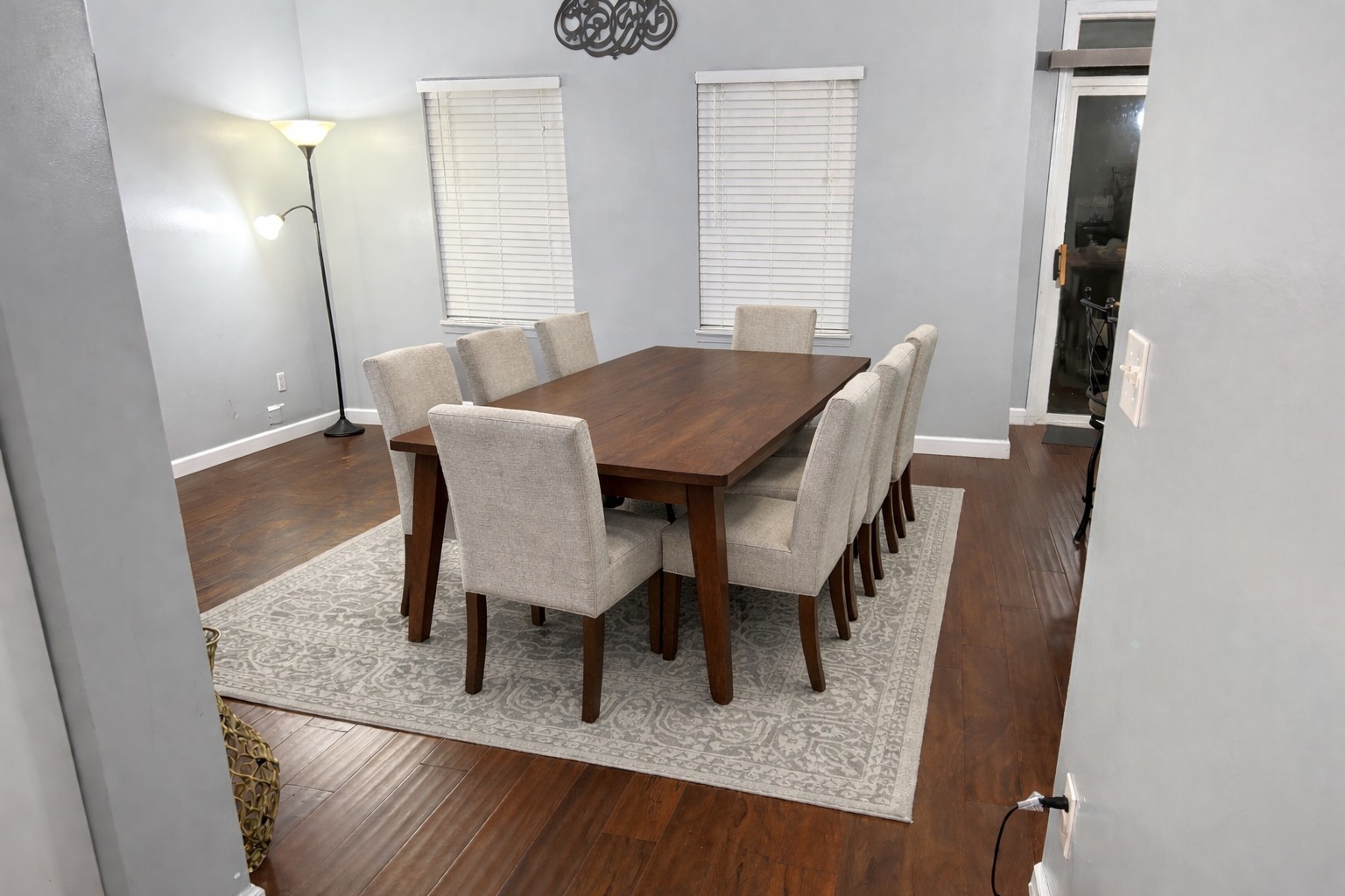 689 S Shannon Drive, Romeoville, IL 60446