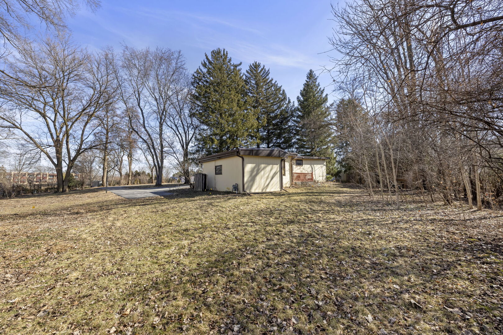 128 Harding Court, Glen Ellyn, IL 60137