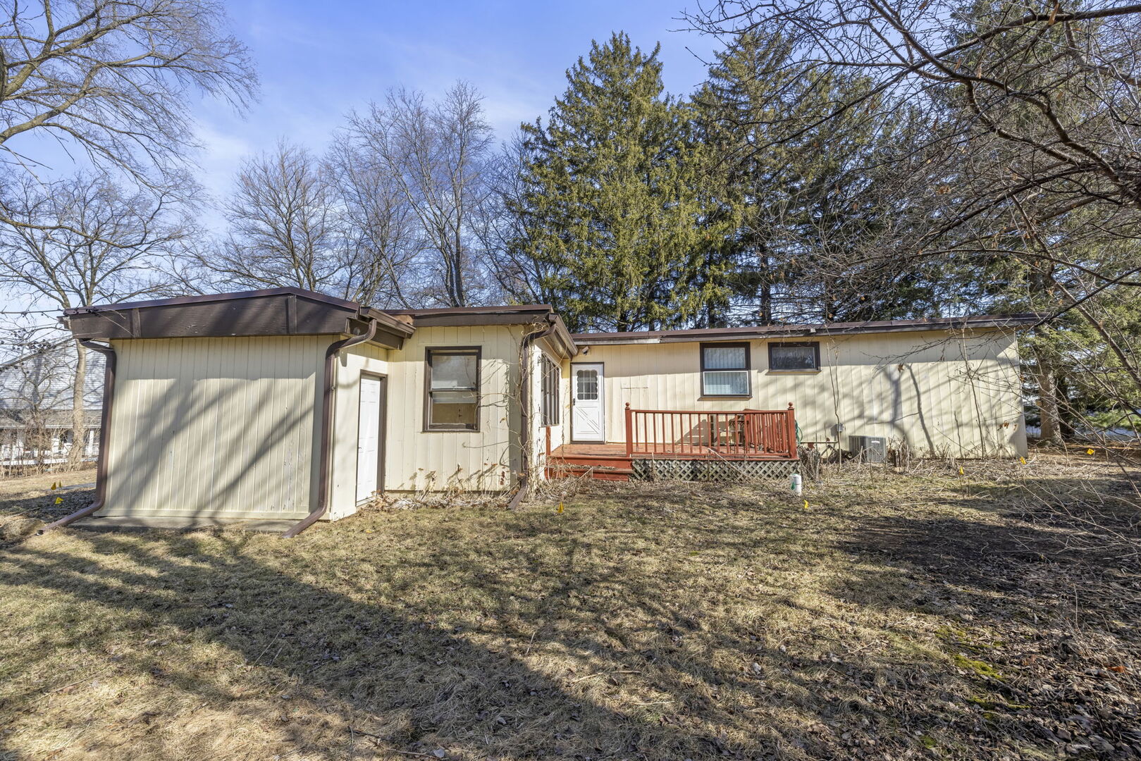 128 Harding Court, Glen Ellyn, IL 60137