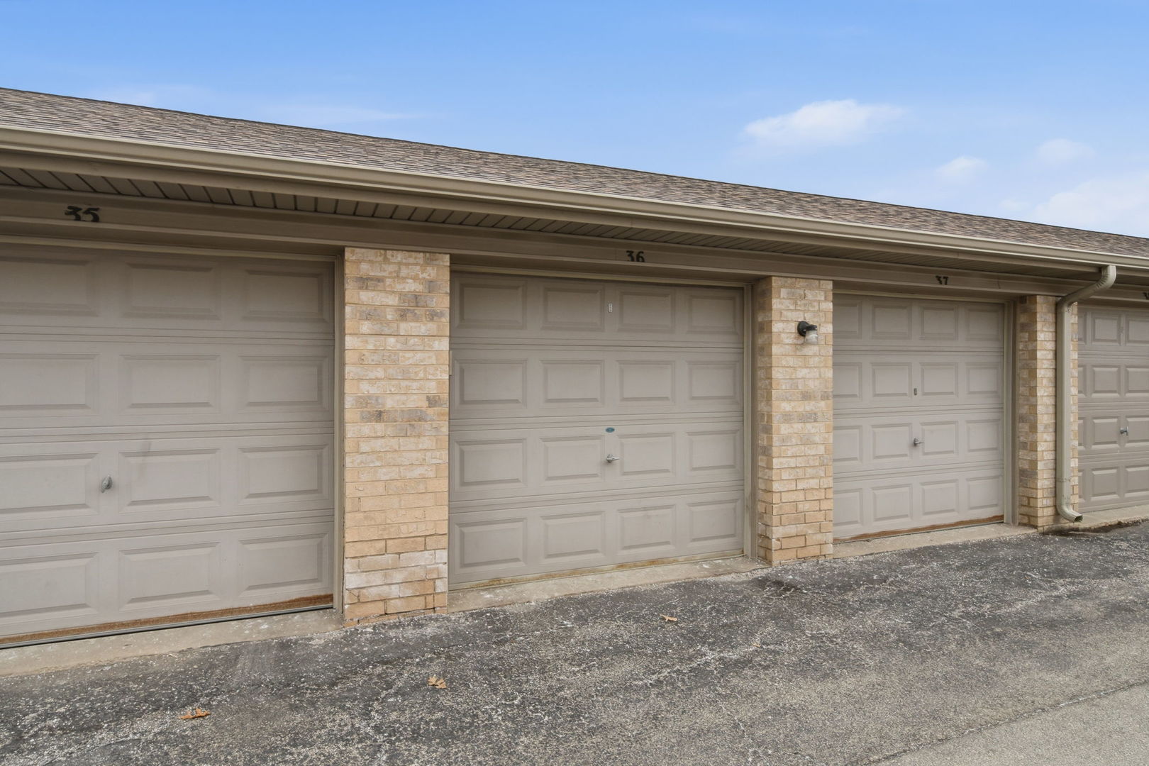 5140 Shadow Creek Drive #5, Oak Forest, IL 60452