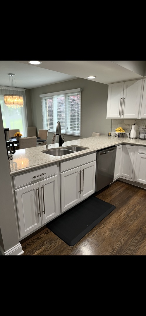 1810 Golf View Drive, Bartlett, IL 60103