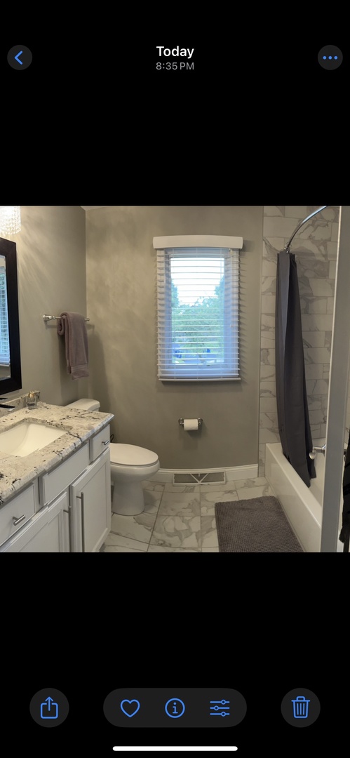 1810 Golf View Drive, Bartlett, IL 60103