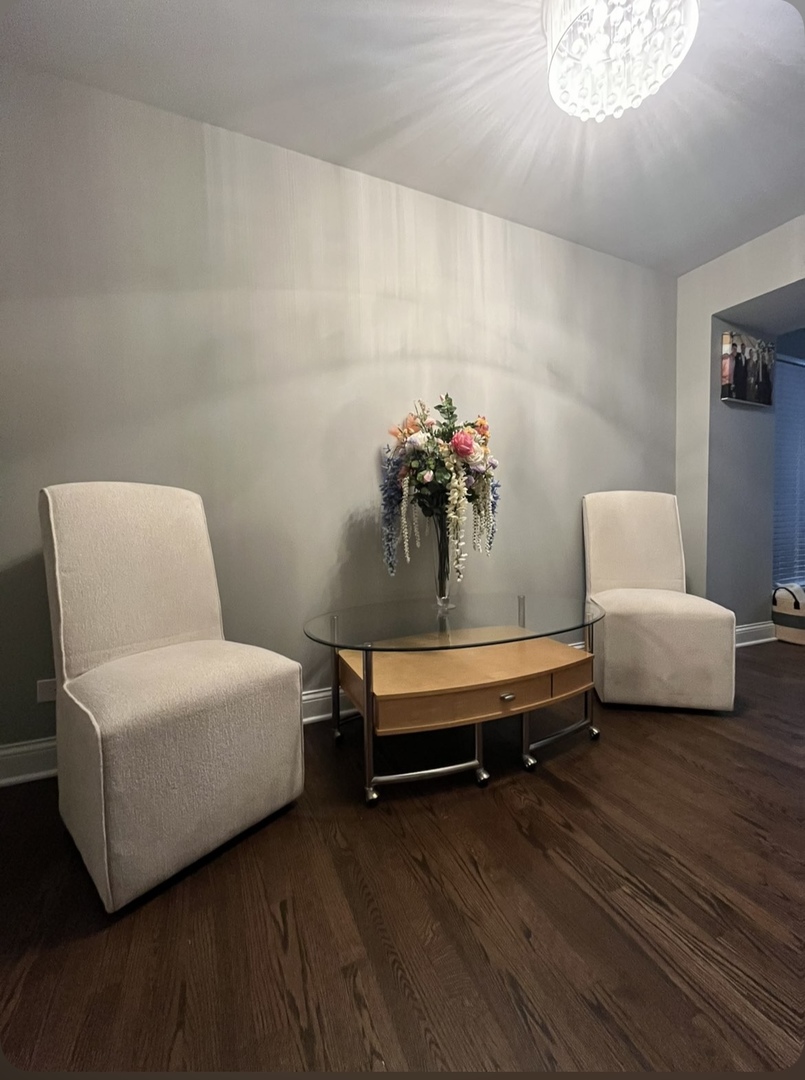 1810 Golf View Drive, Bartlett, IL 60103