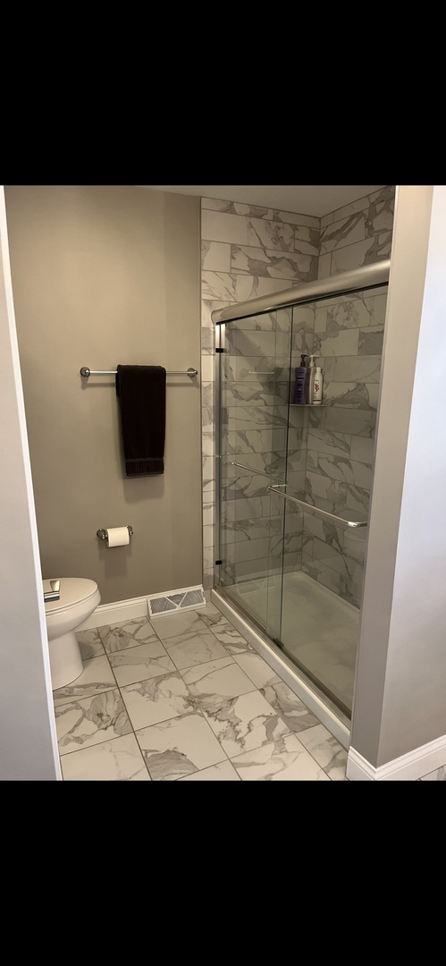 1810 Golf View Drive, Bartlett, IL 60103