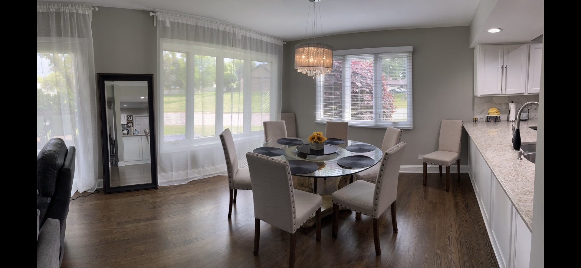 1810 Golf View Drive, Bartlett, IL 60103