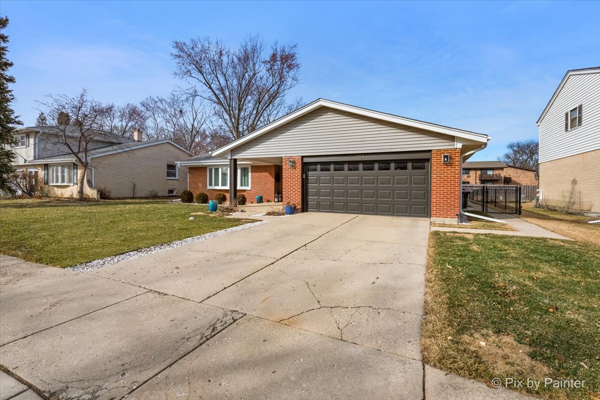 1214 E Suffield Drive, Arlington Heights, IL 60004