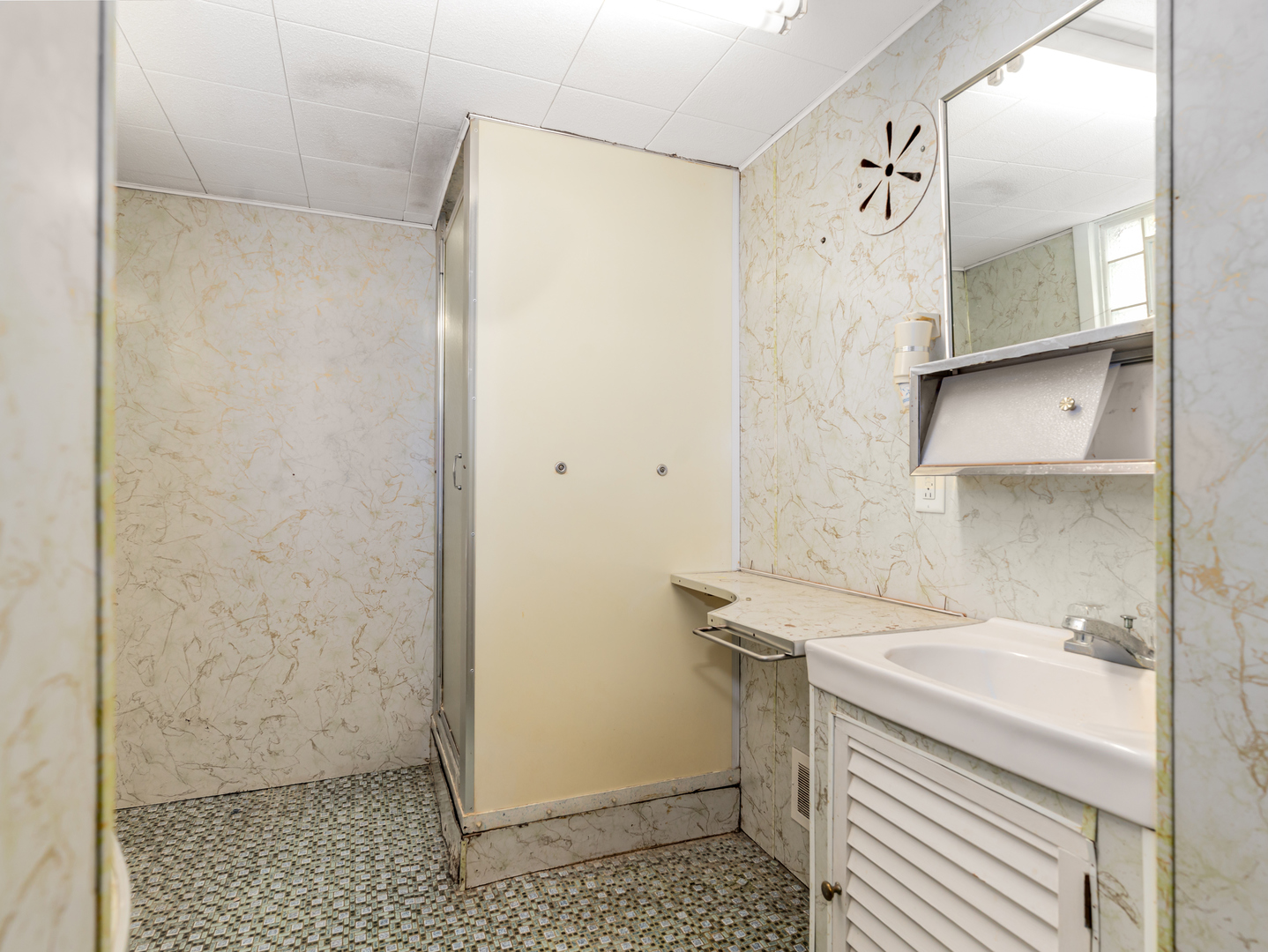 1115 N Prairie Avenue, Joliet, IL 60435