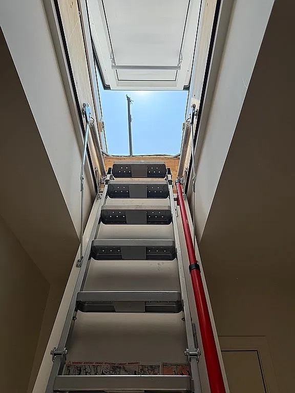 205 W Galena Boulevard, Aurora, IL 60506