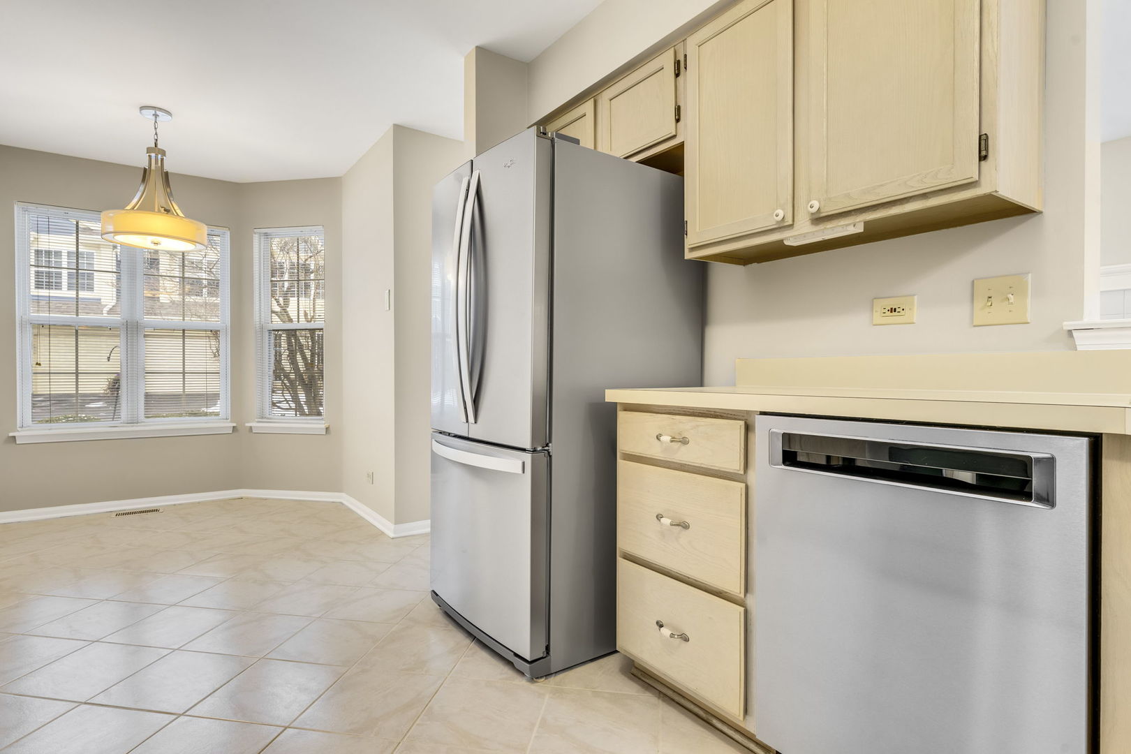 741 Old Creek Court, Elk Grove Village, IL 60007