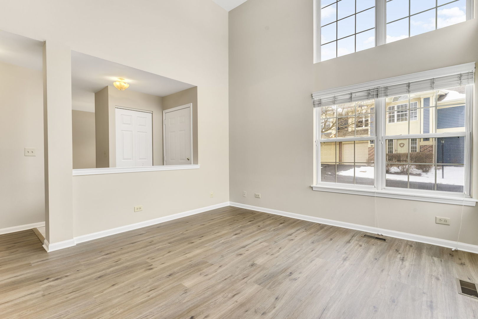 741 Old Creek Court, Elk Grove Village, IL 60007