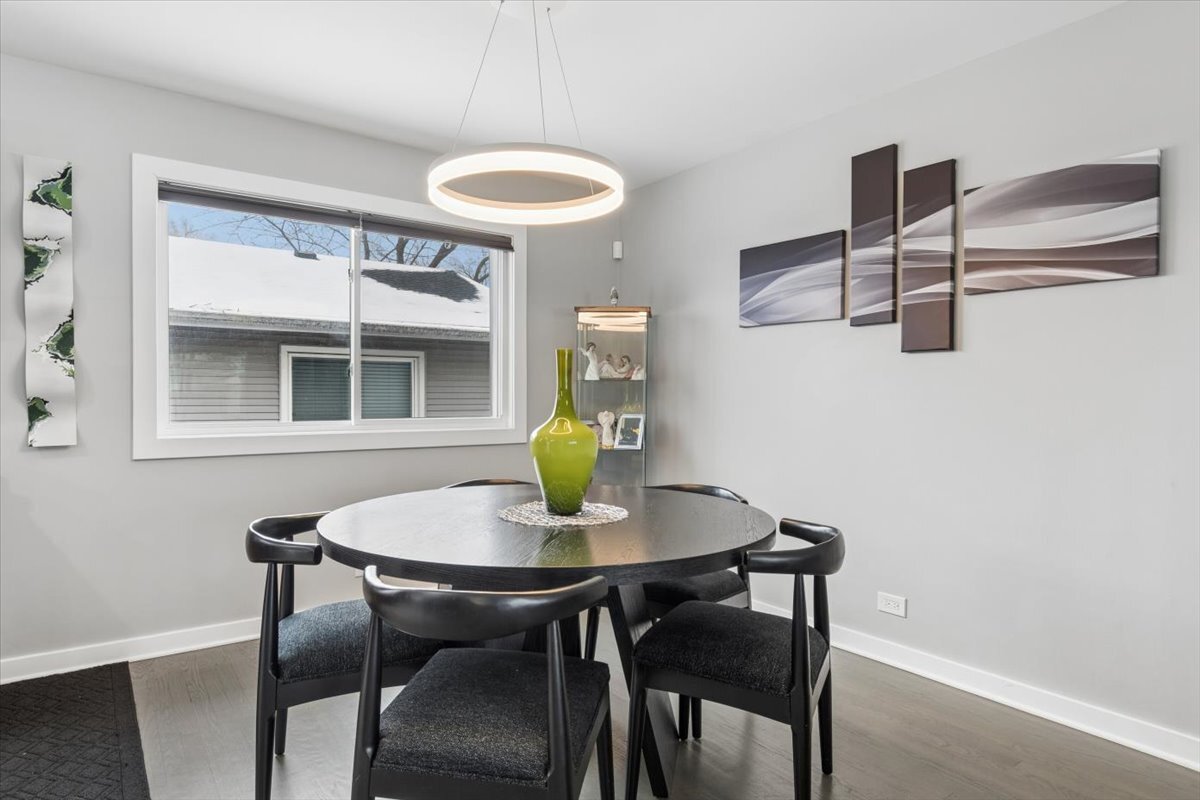 1109 S Edson Avenue, Lombard, IL 60148